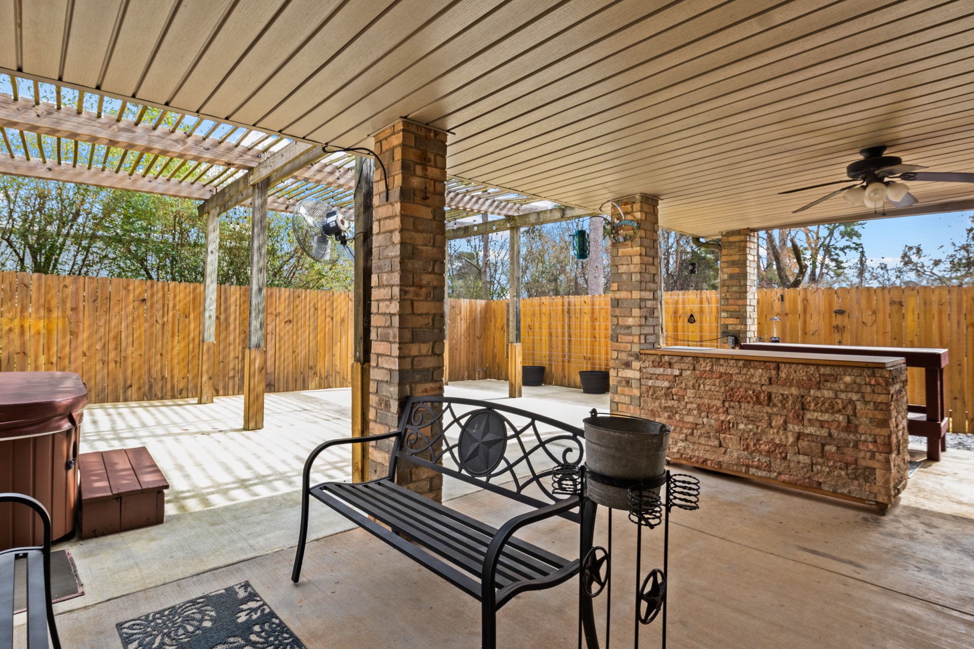 102 Dogwood Circle