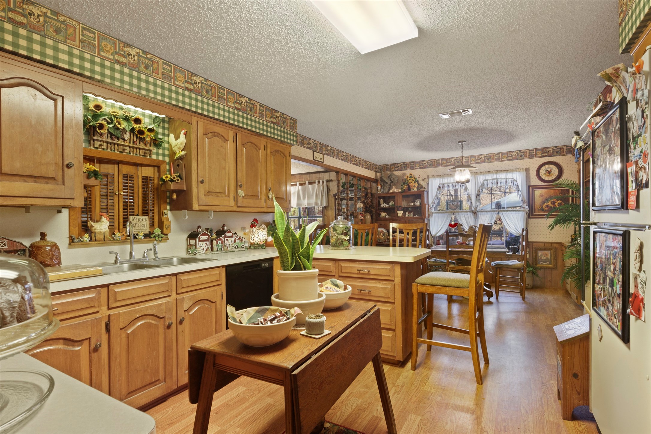 12869 US Highway 259 N