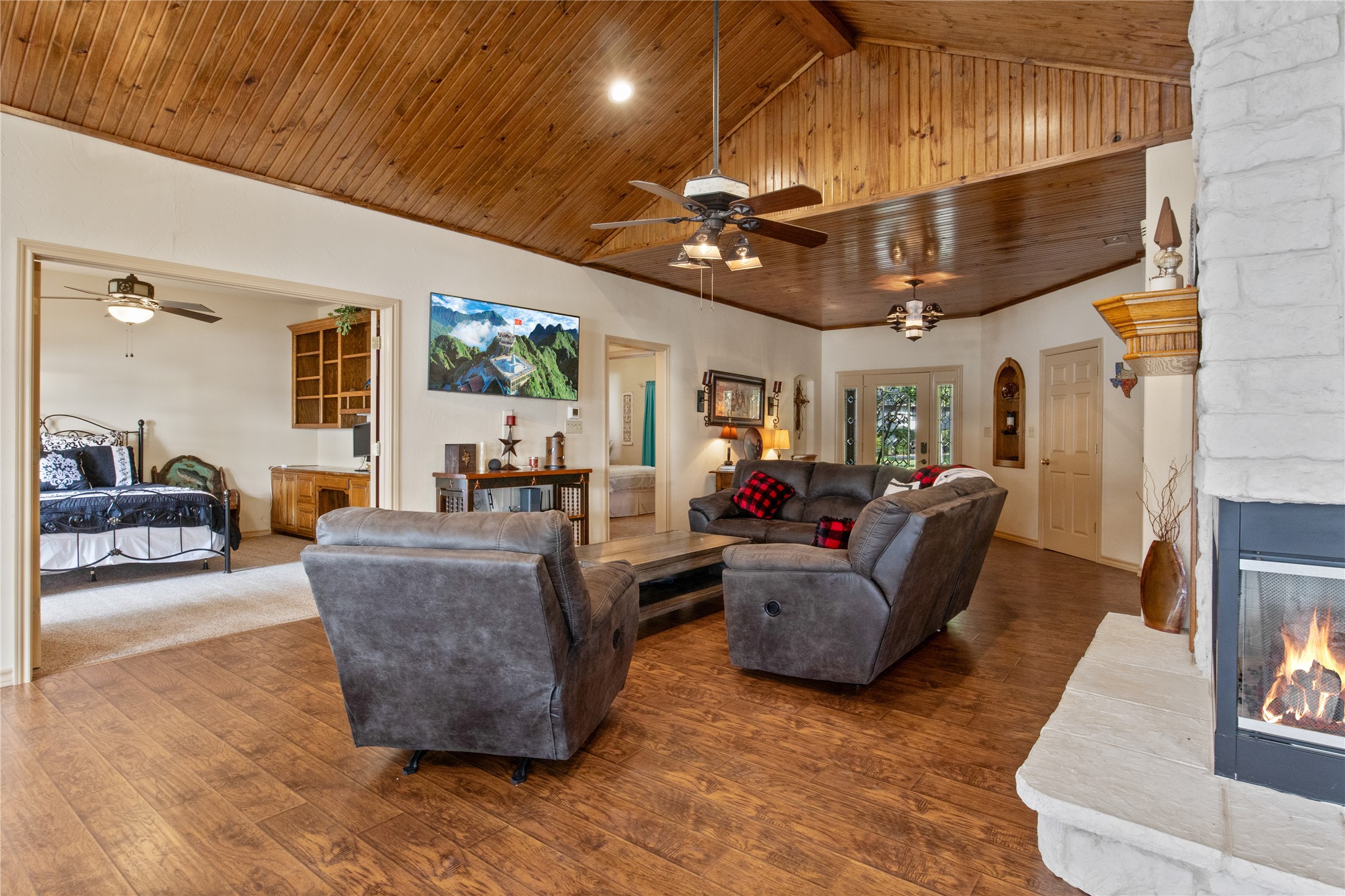 385 County Road 2610