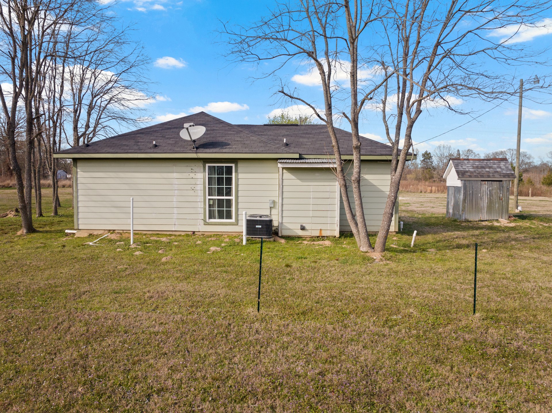 338 N County Road 3010