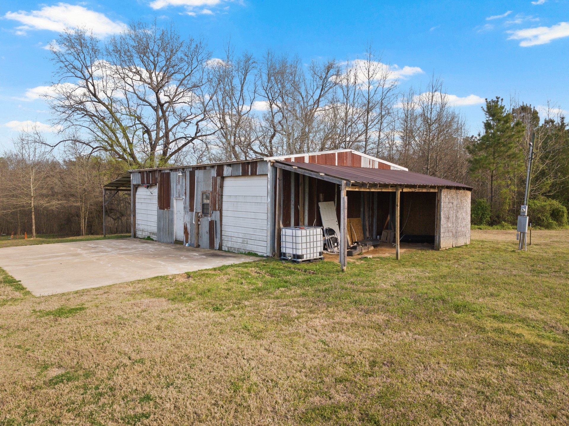 338 N County Road 3010