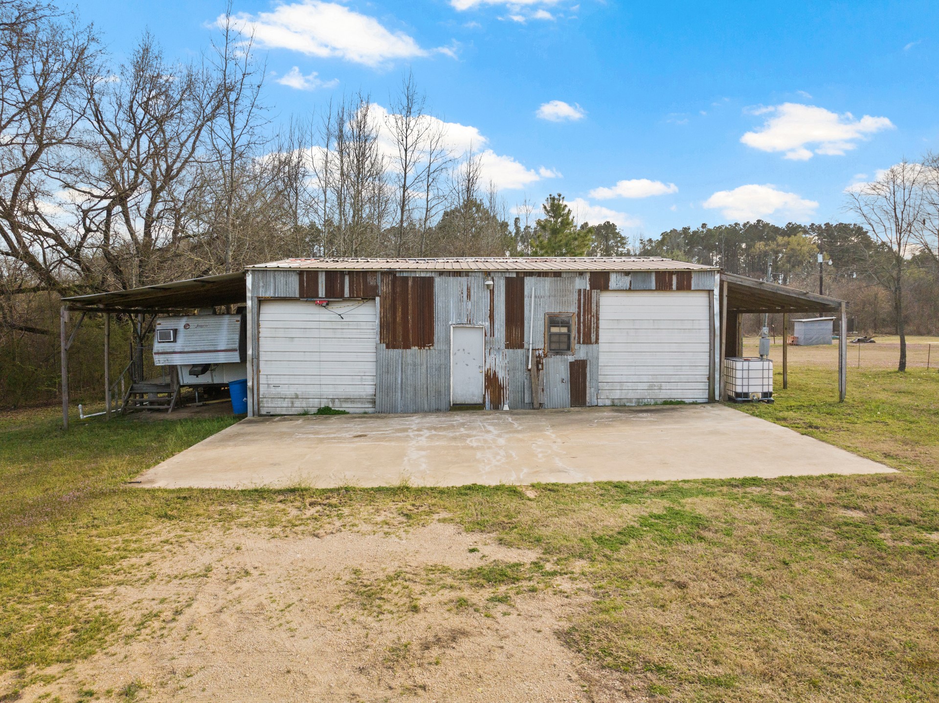 338 N County Road 3010