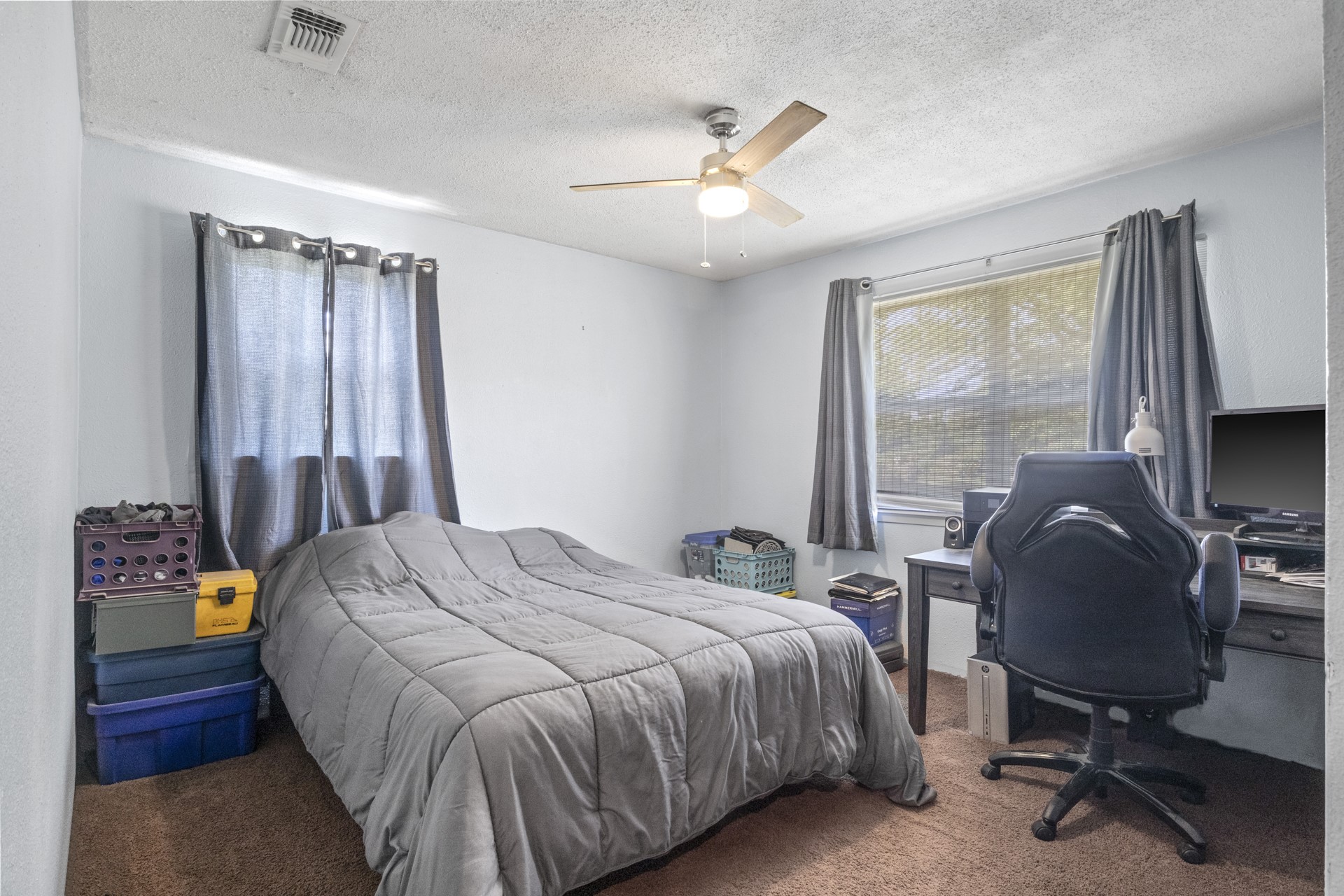 9280 NE County Road 2100