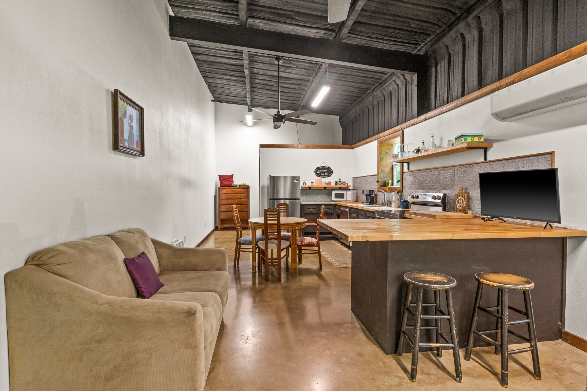 140 COUNTY ROAD 2242