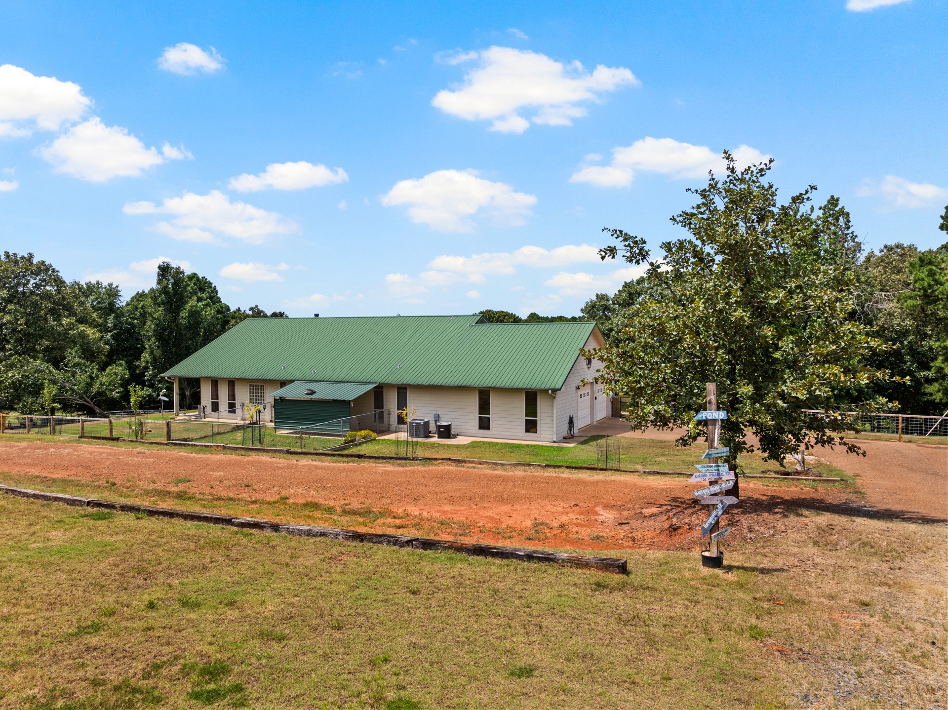 140 COUNTY ROAD 2242