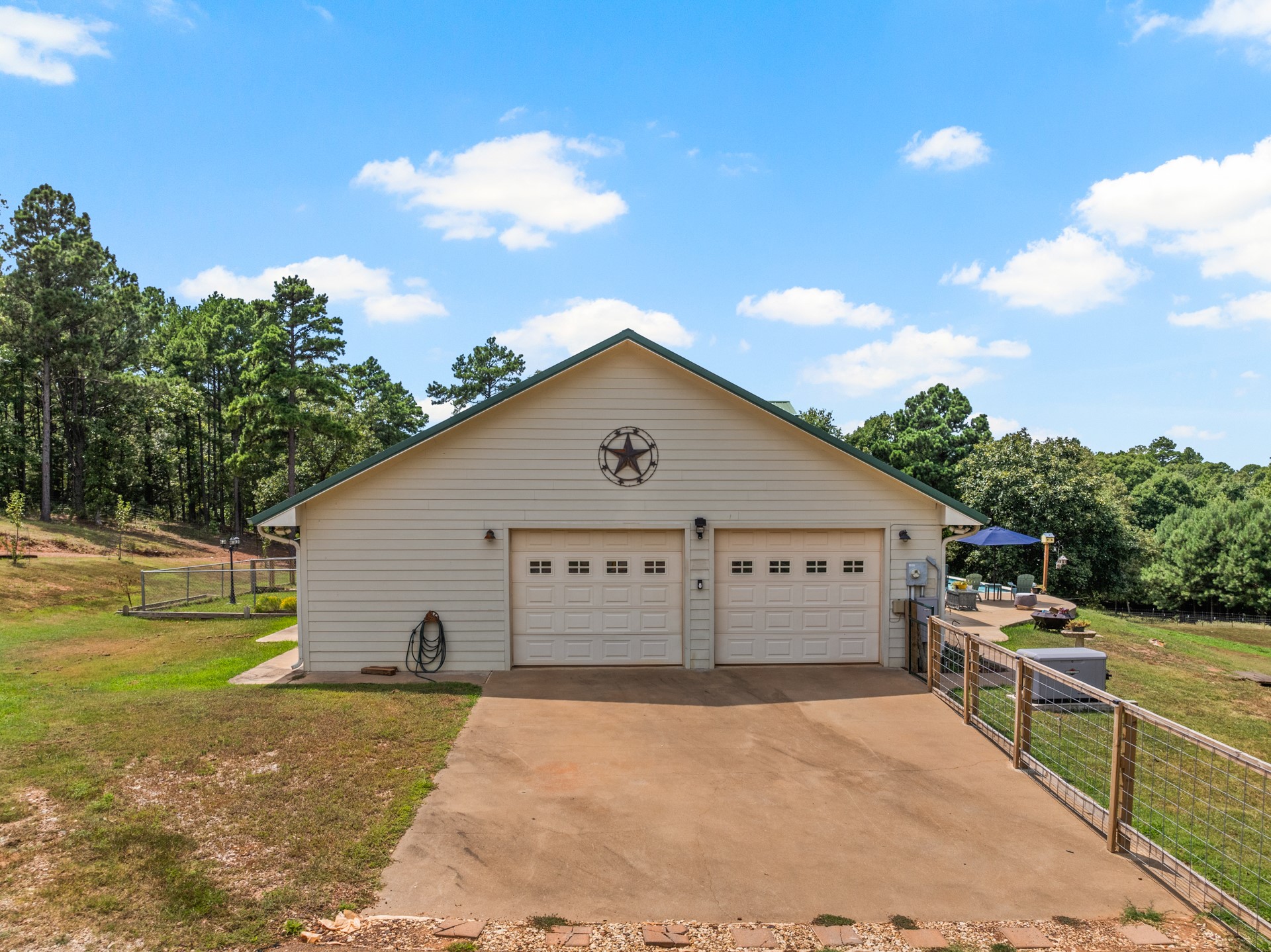 140 COUNTY ROAD 2242