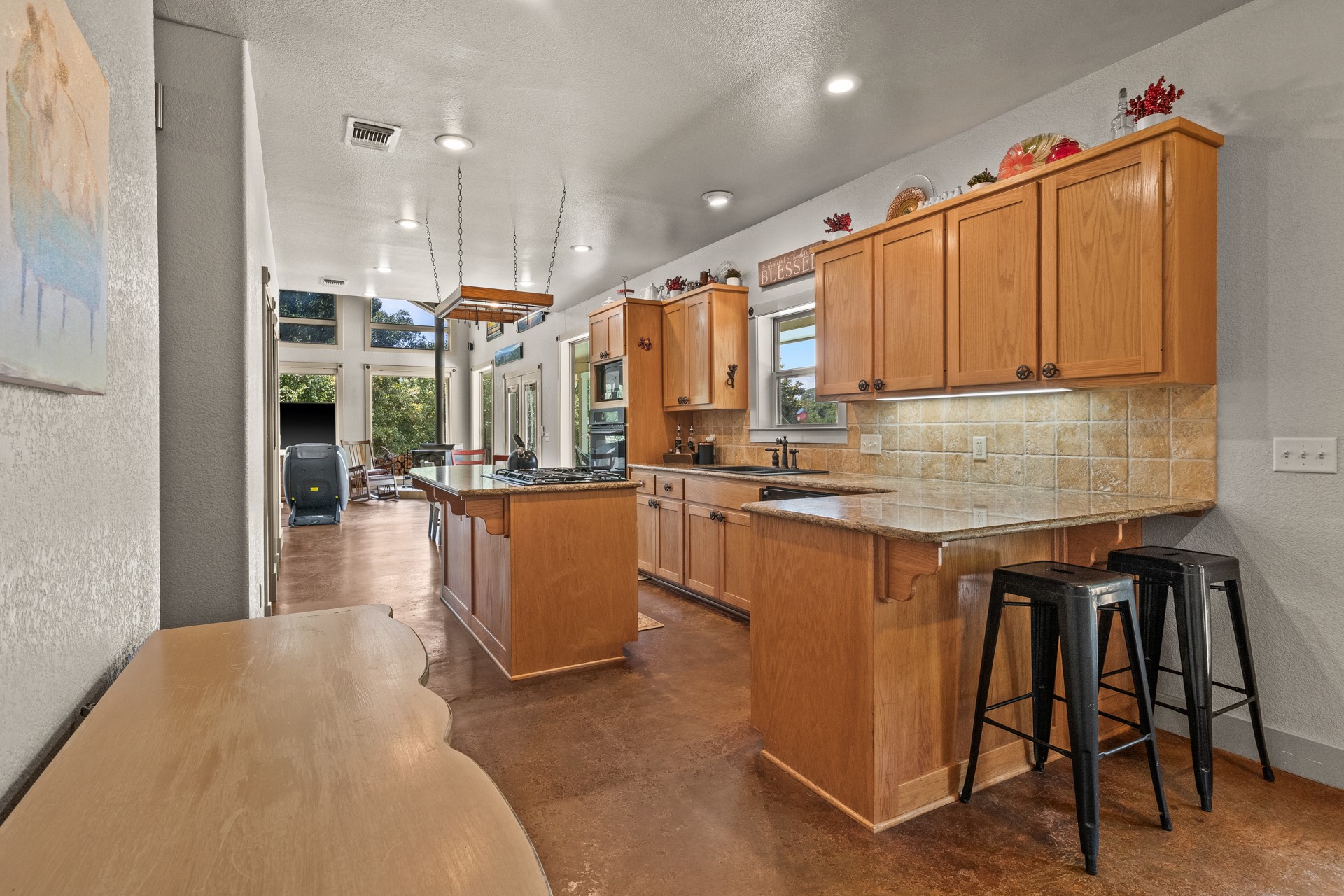 140 COUNTY ROAD 2242