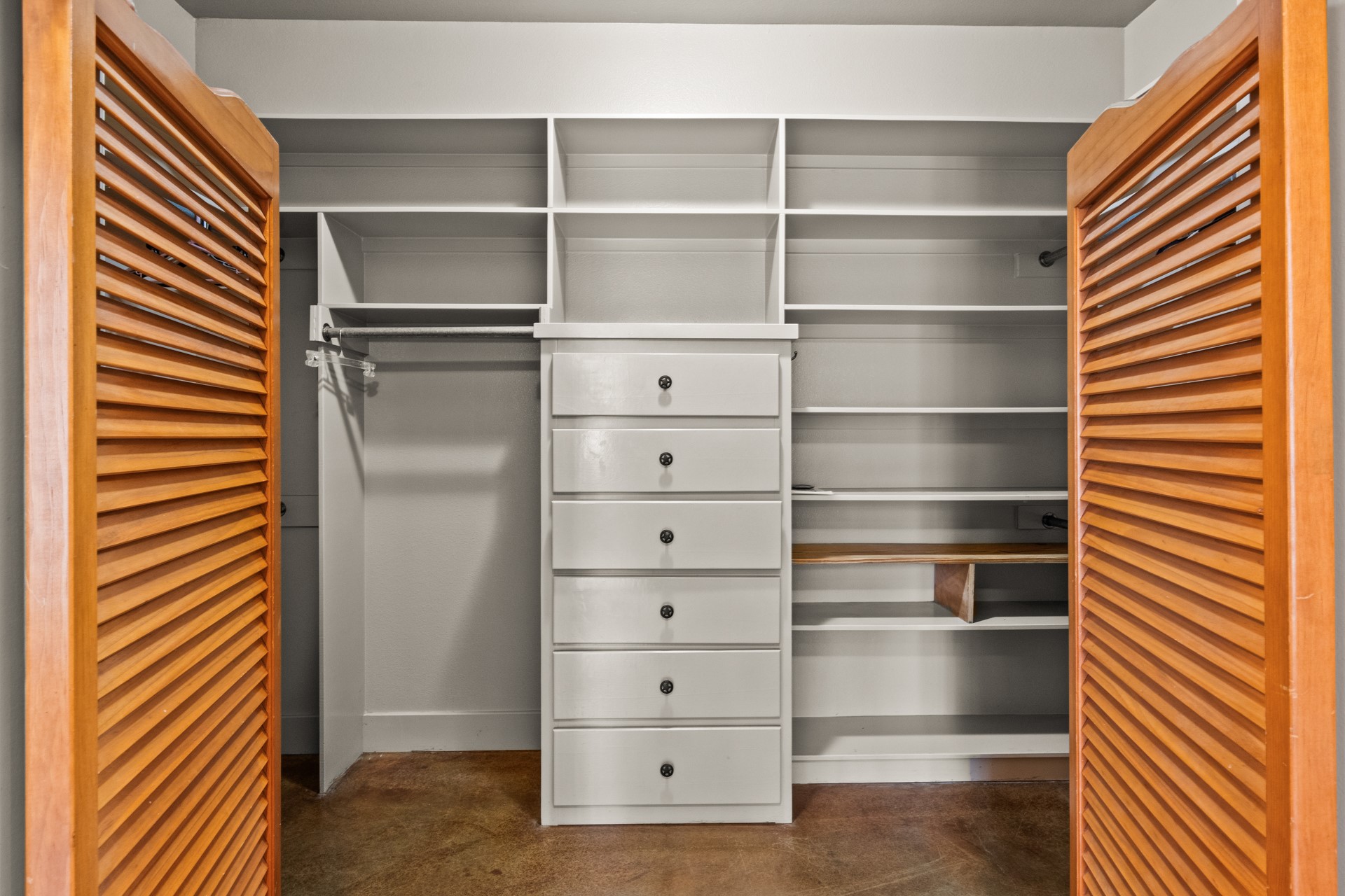 140 COUNTY ROAD 2242