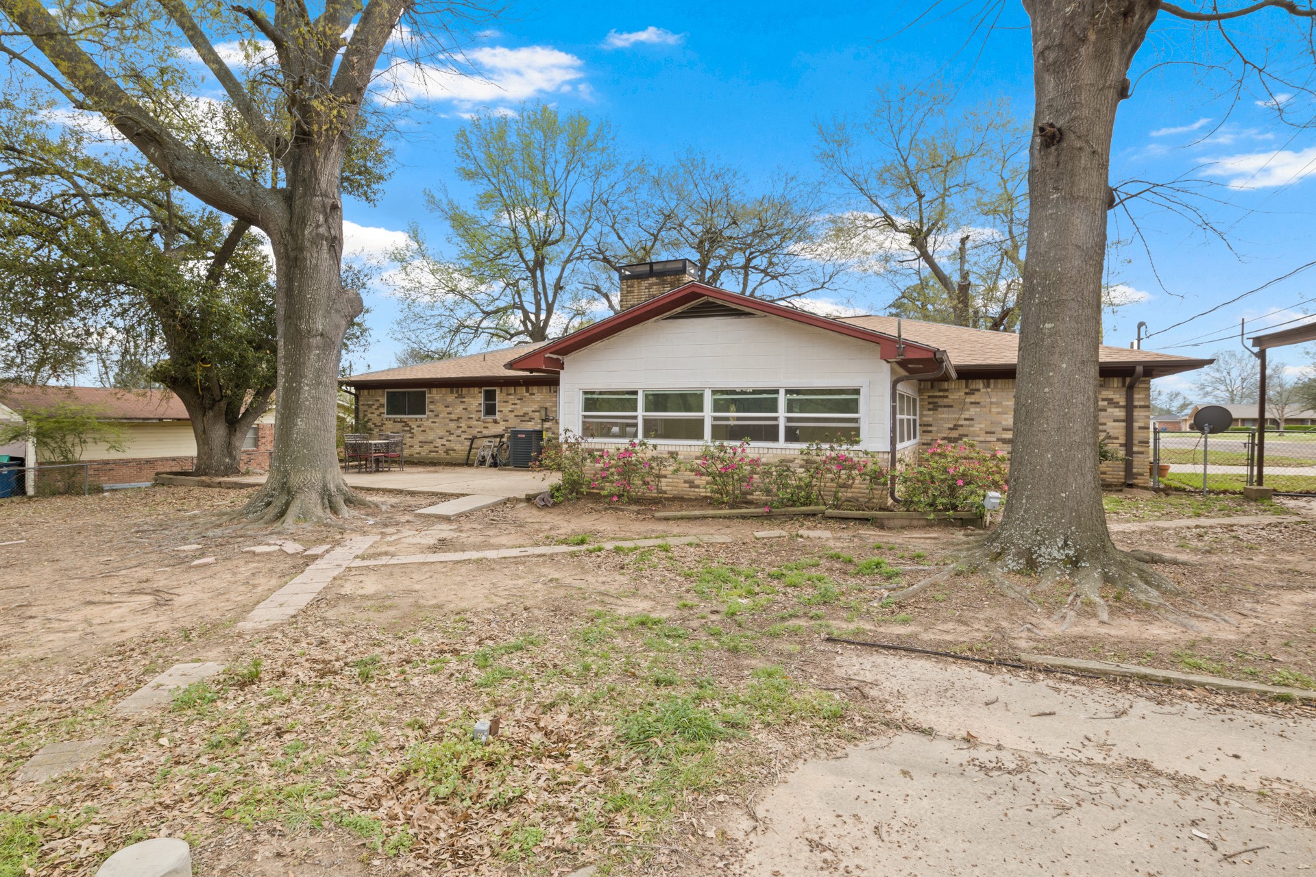401 Hickory