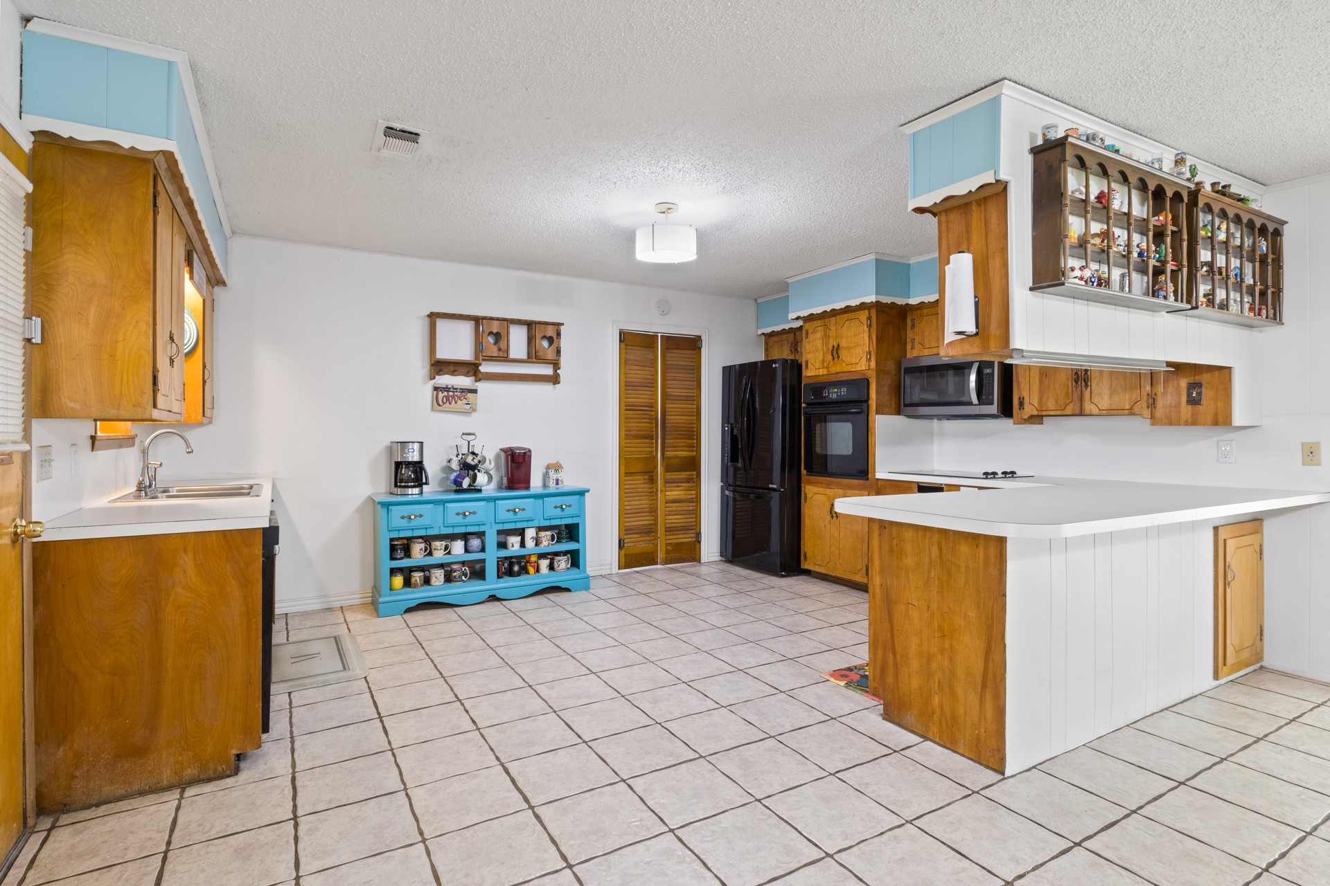 401 Hickory