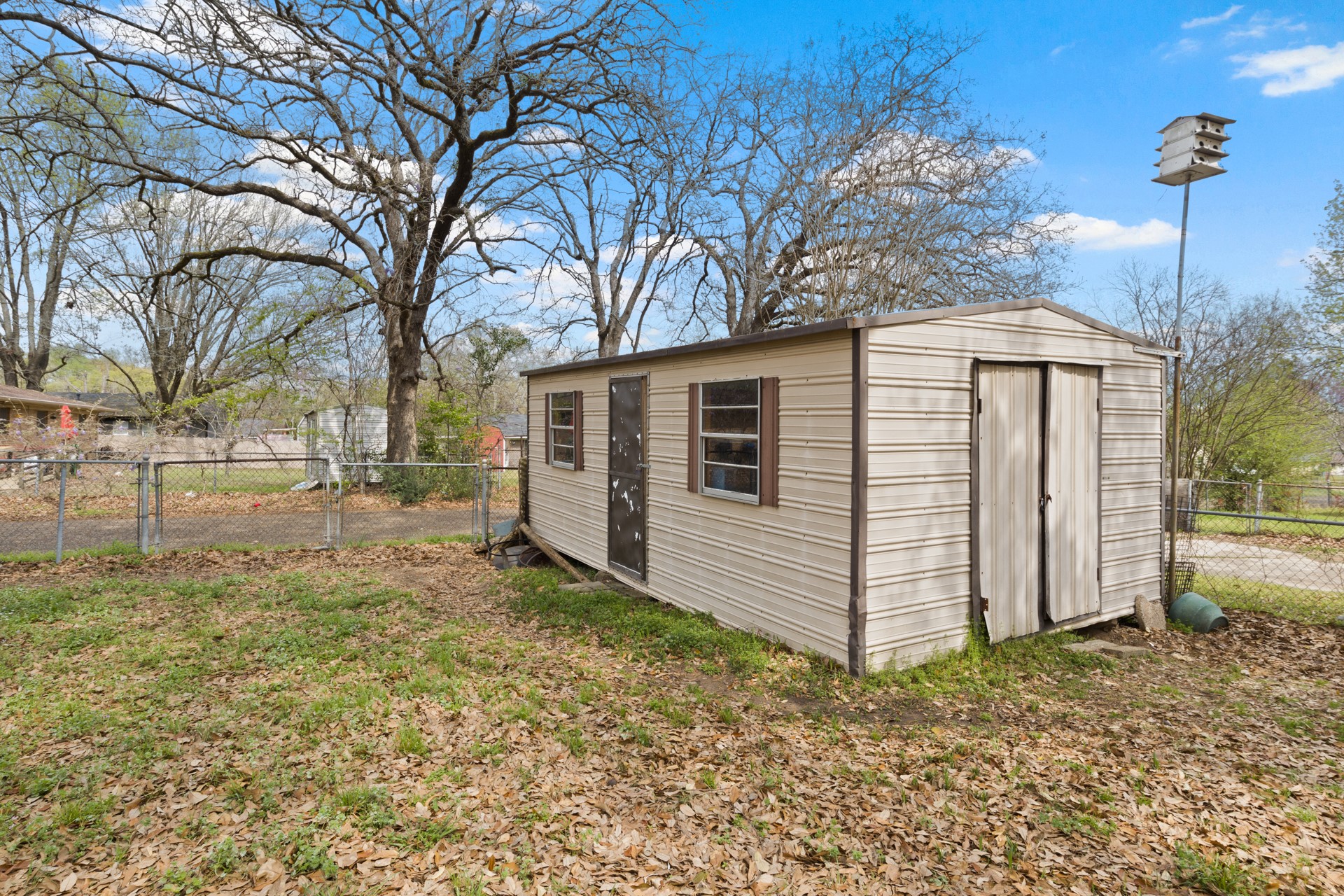 401 Hickory