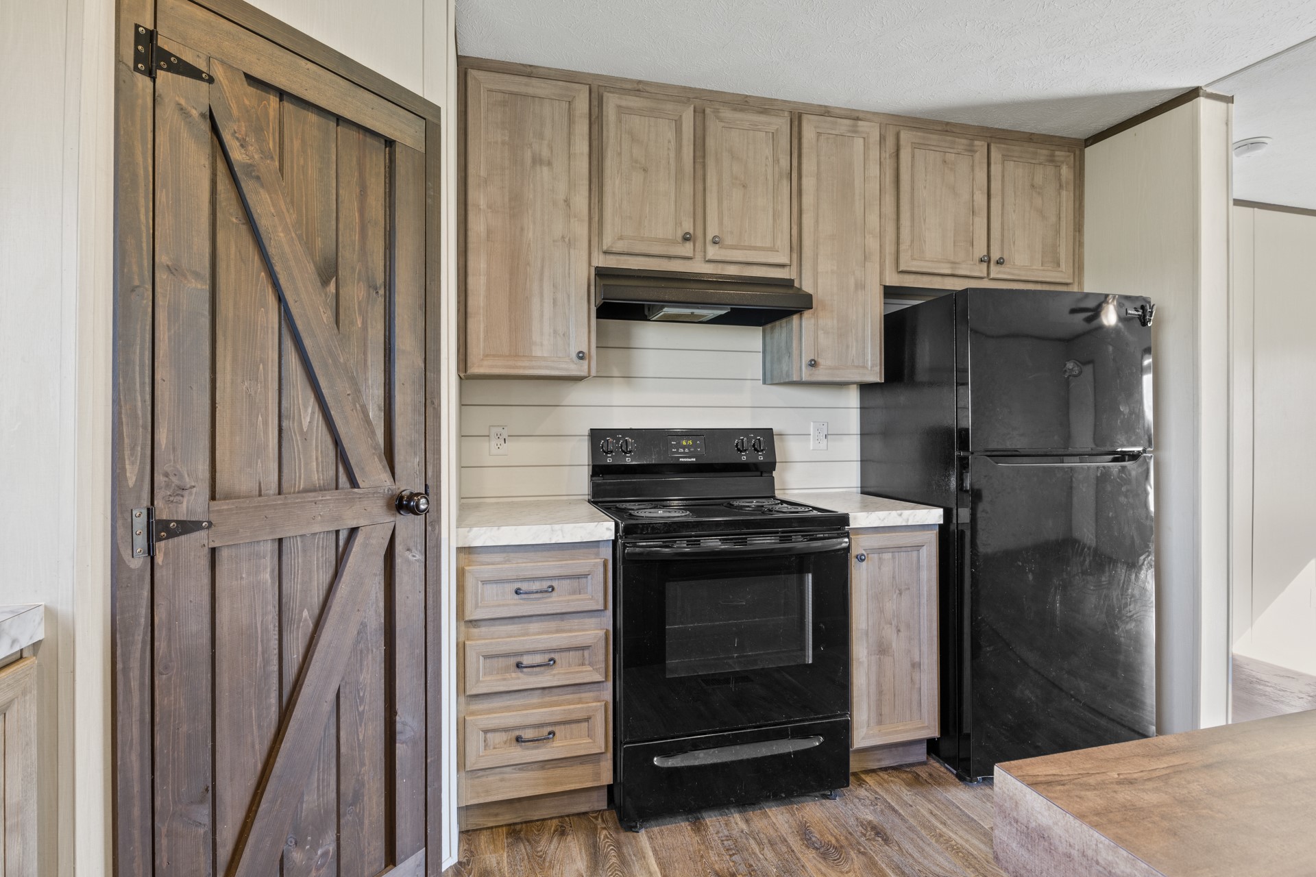 724 NE County Road 2170