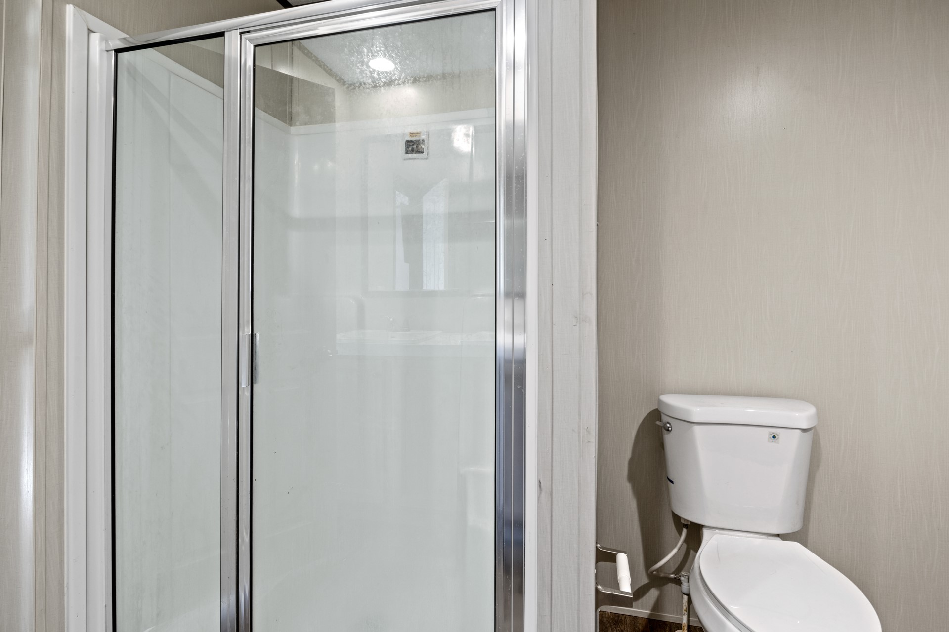 724 NE County Road 2170