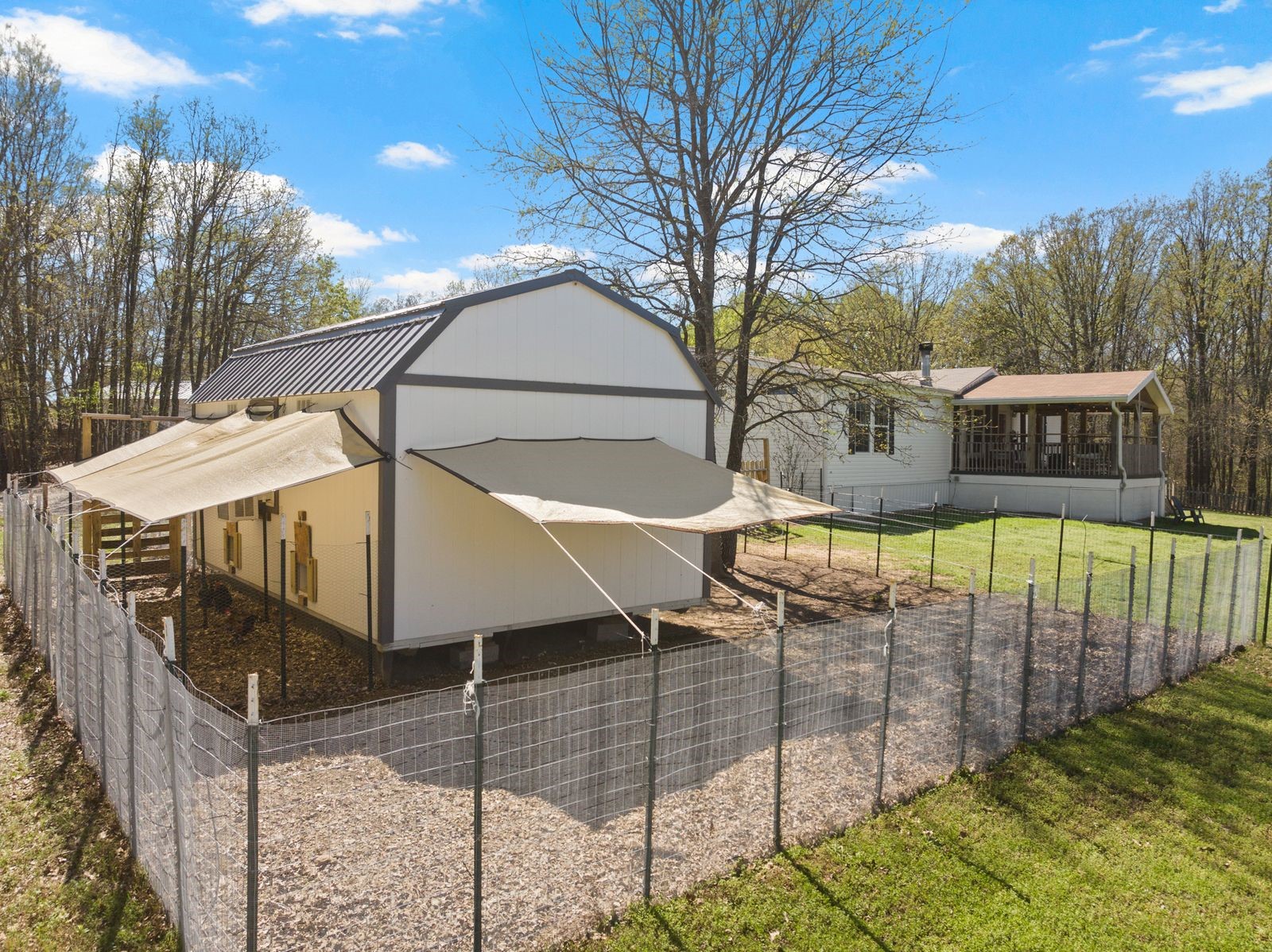 535 NE County Road 2060