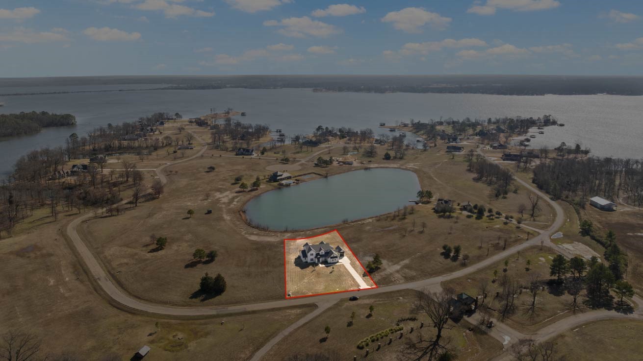 126 Private Road 2712