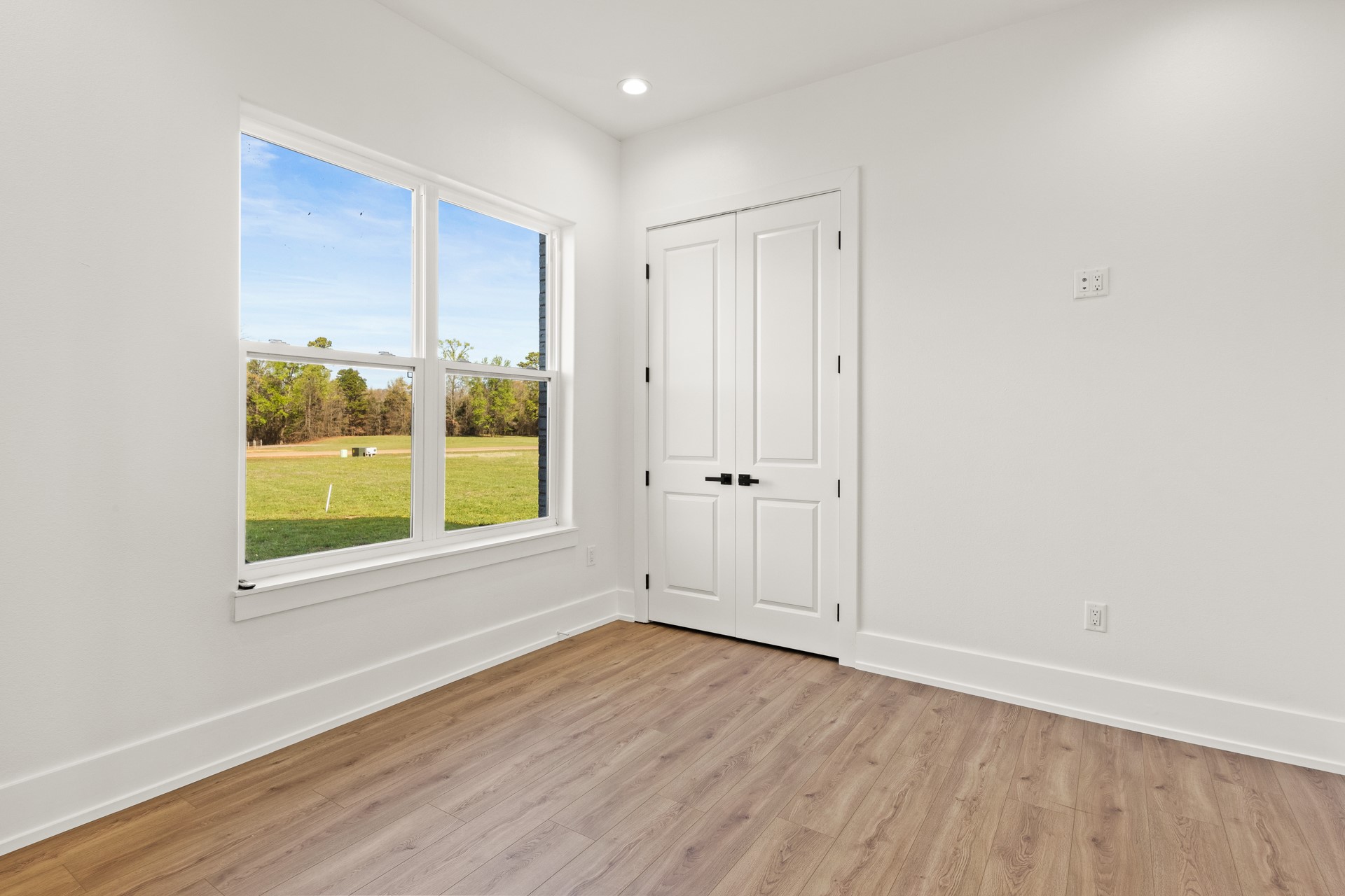 126 Private Road 2712