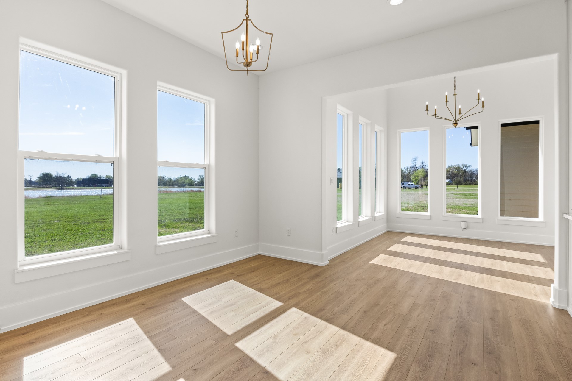 126 Private Road 2712