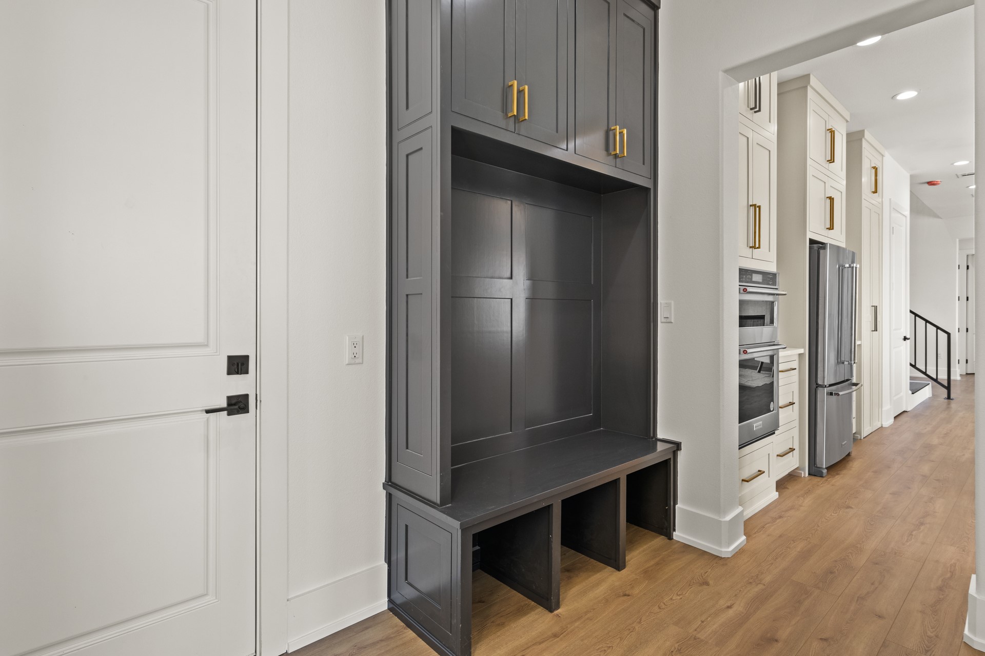 126 Private Road 2712