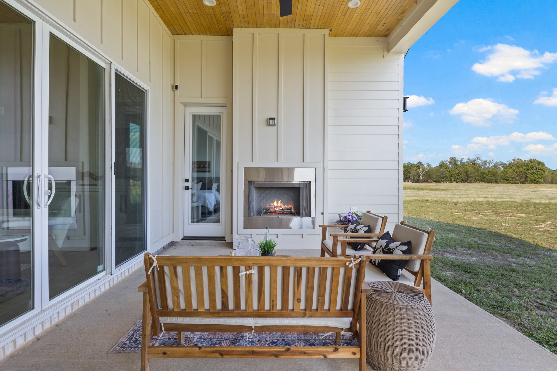 126 Private Road 2712