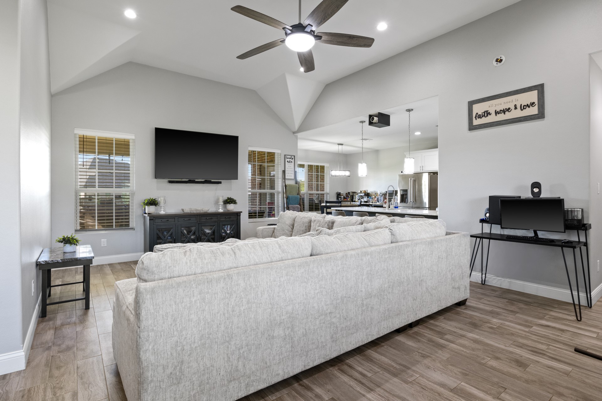 20 County Road 4742