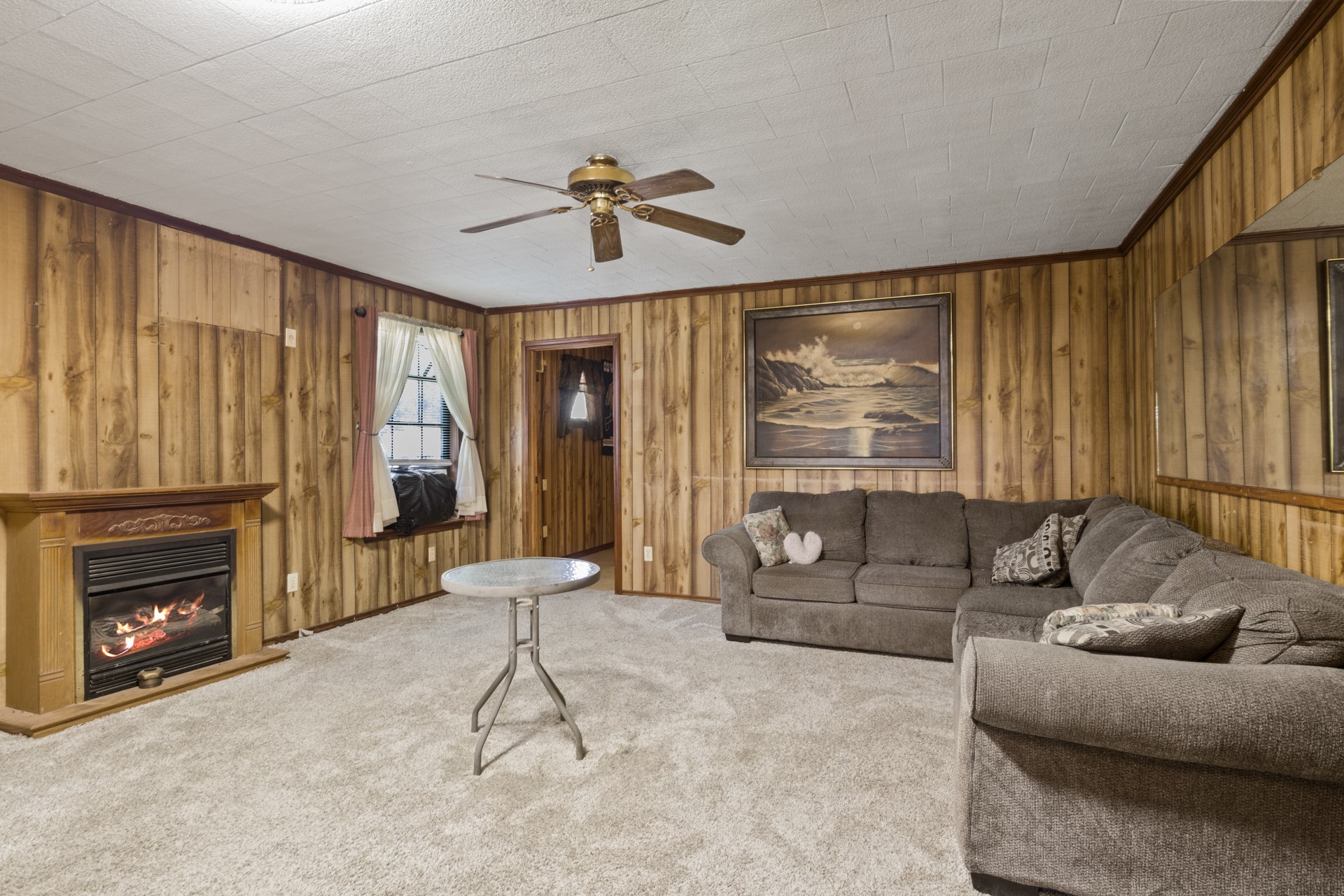 71 Private Road 52436