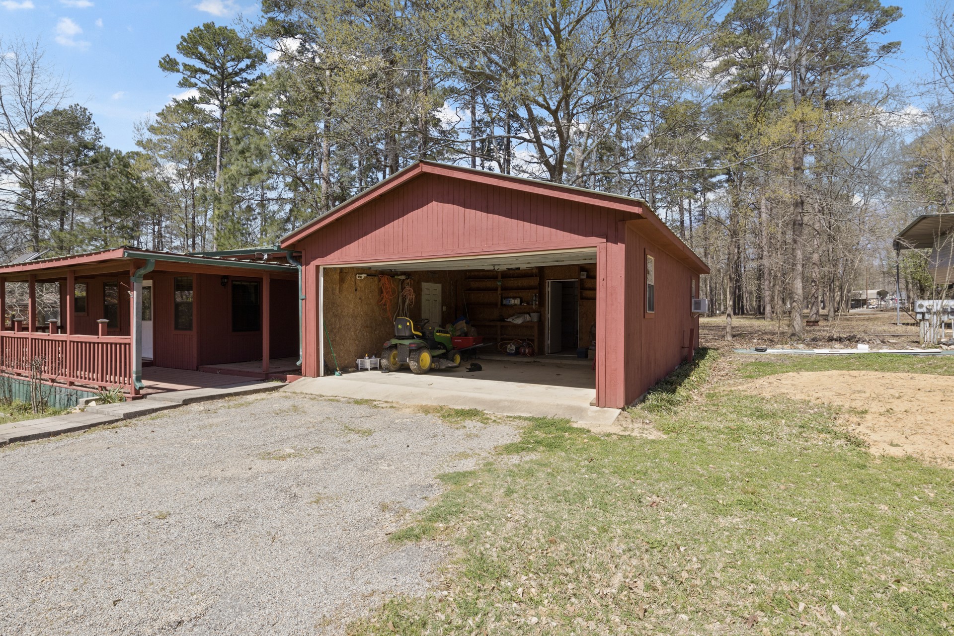 71 Private Road 52436