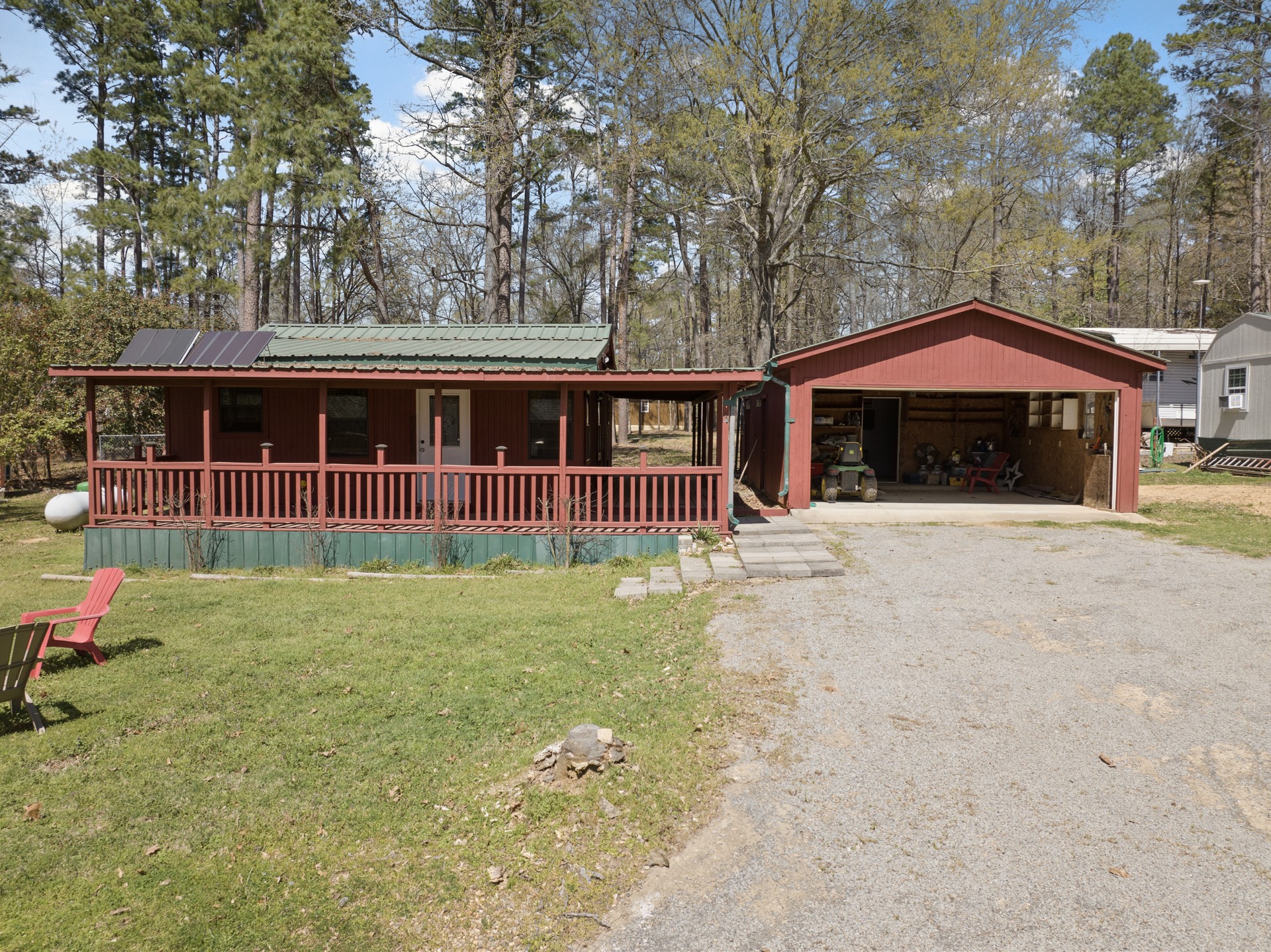 71 Private Road 52436