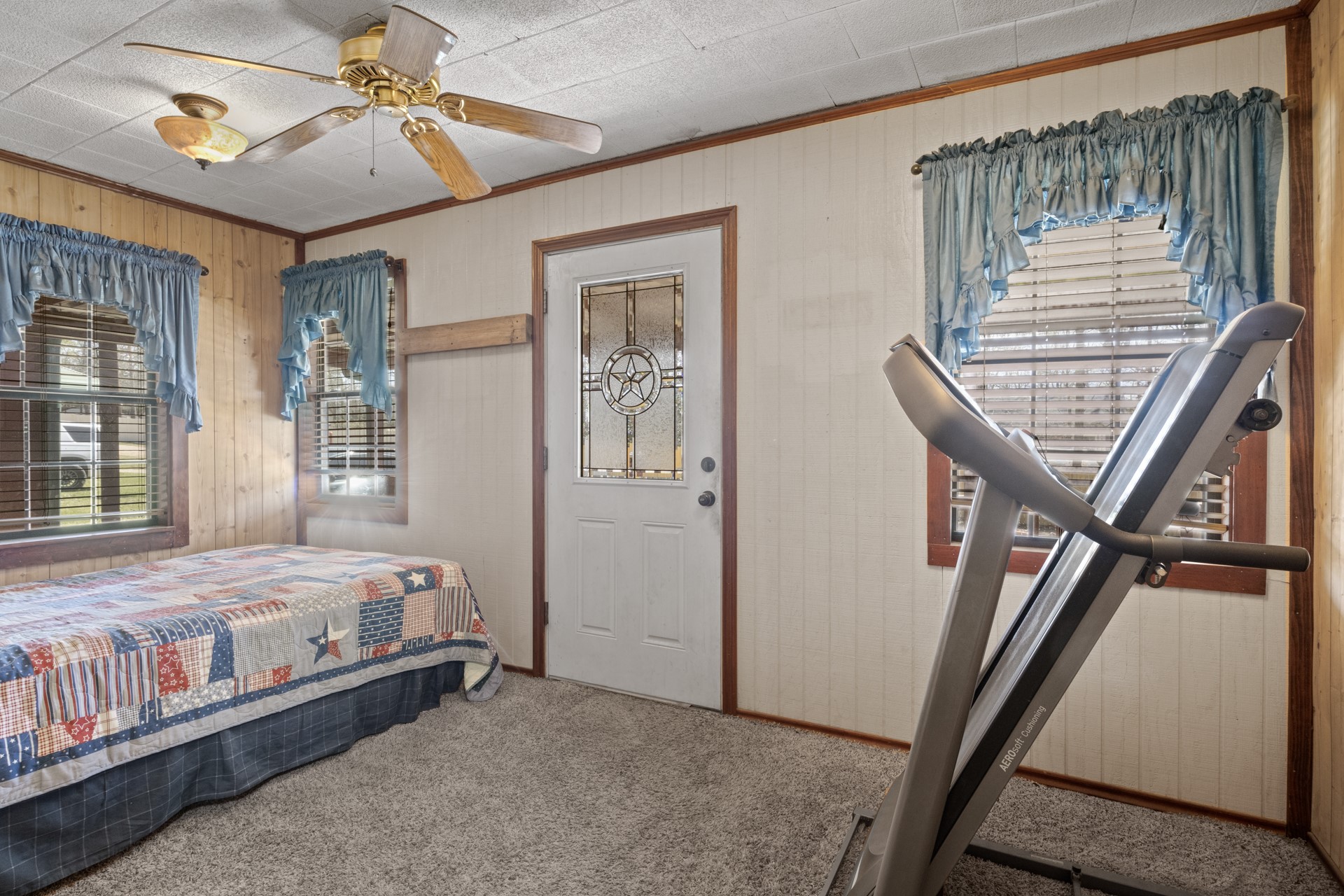 71 Private Road 52436