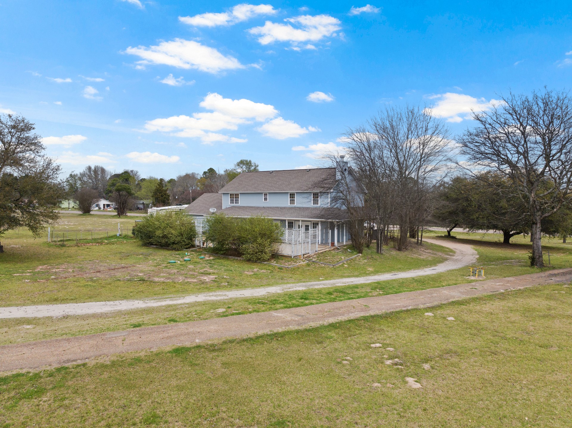 5975 N Hwy 271
