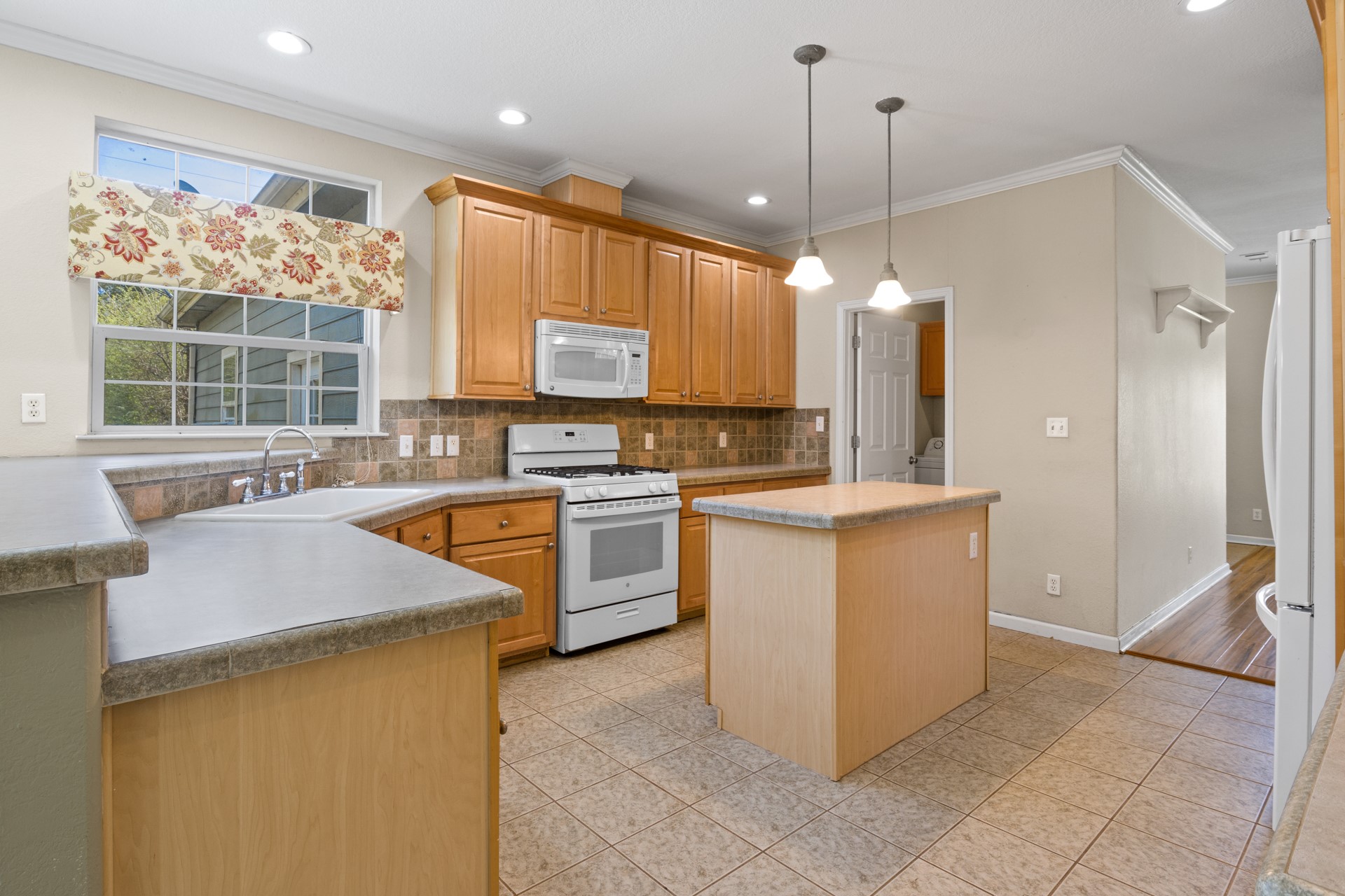 177 County Road 2417