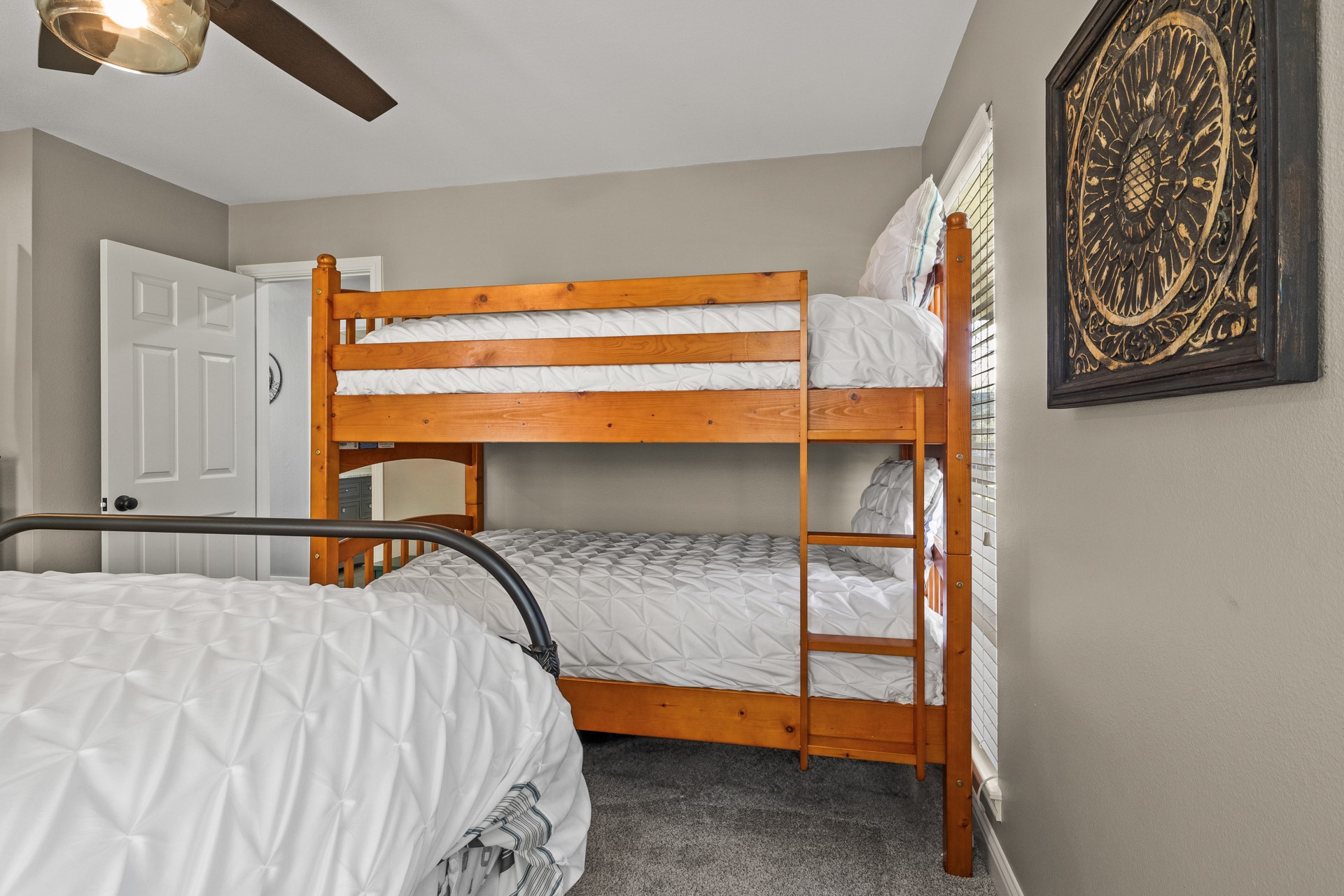 601 W Eagle Point Drive