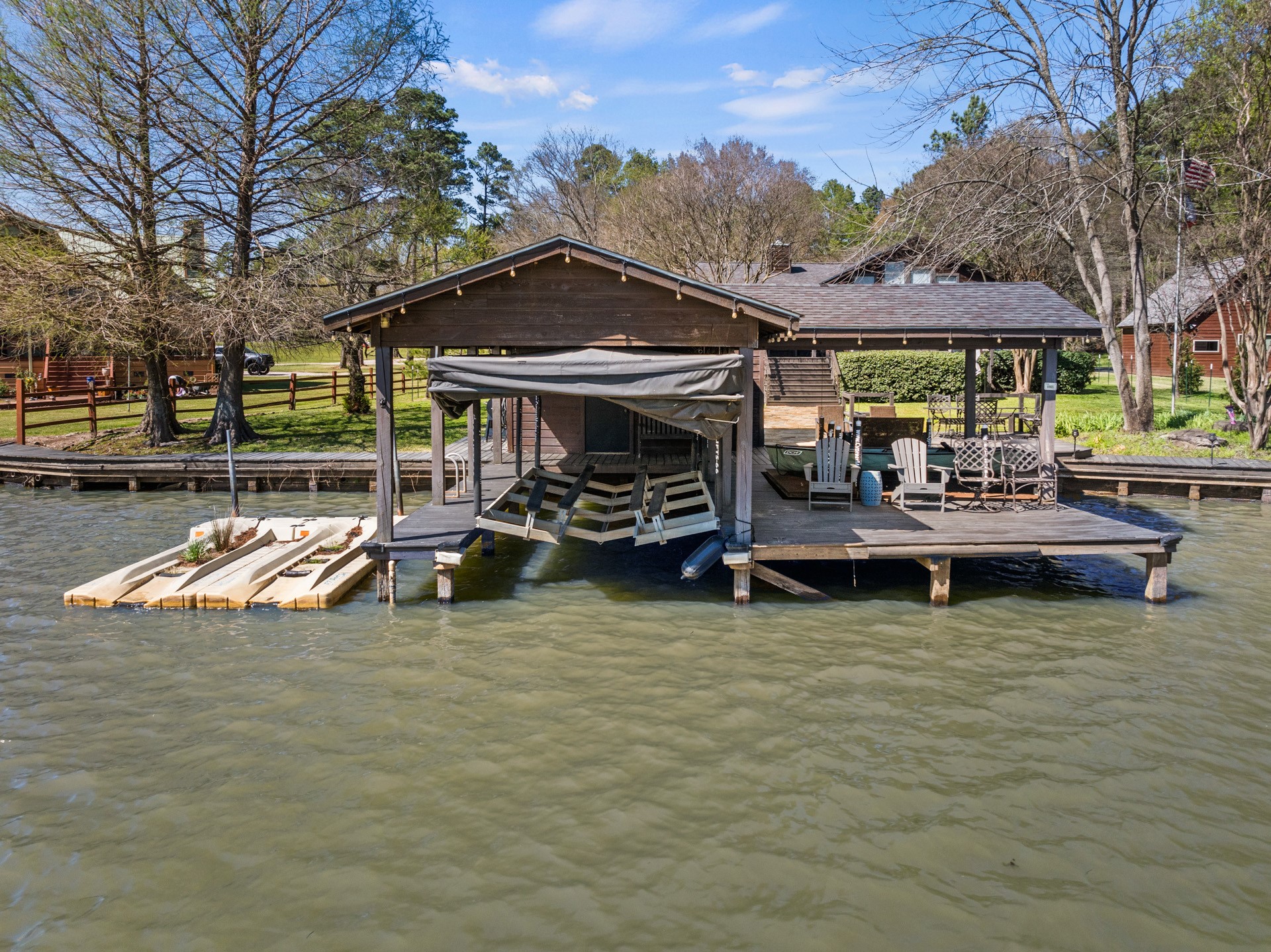 601 W Eagle Point Drive