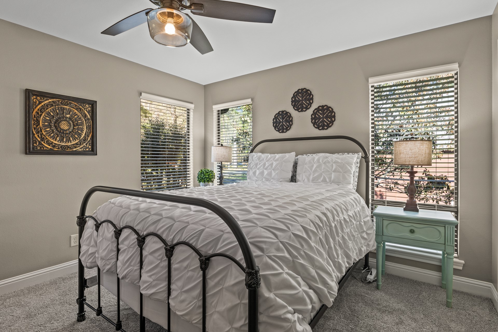 601 W Eagle Point Drive