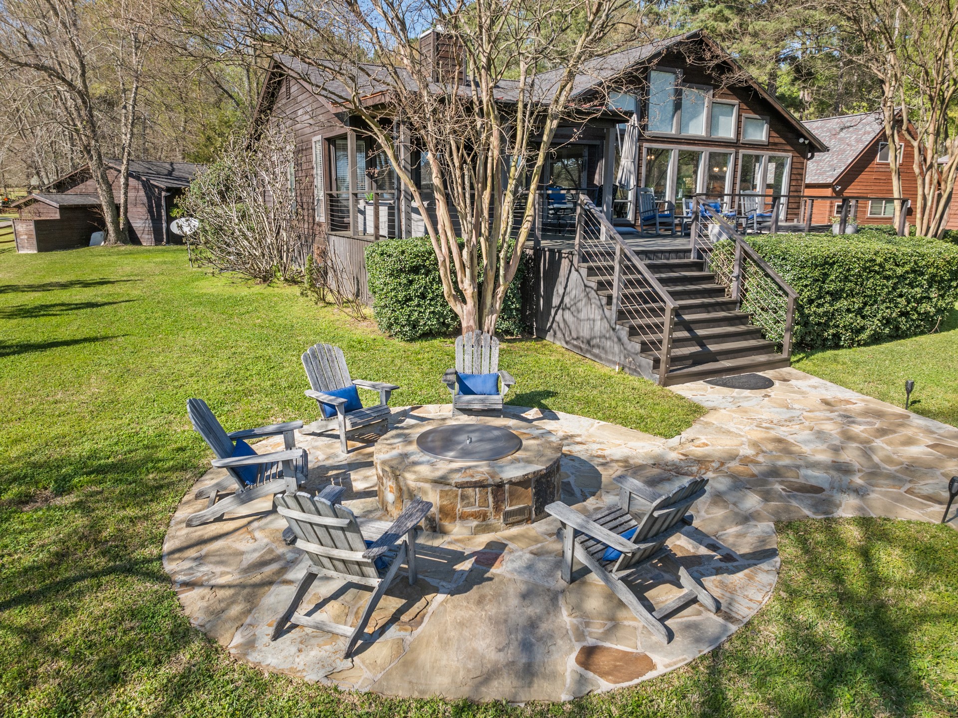 601 W Eagle Point Drive