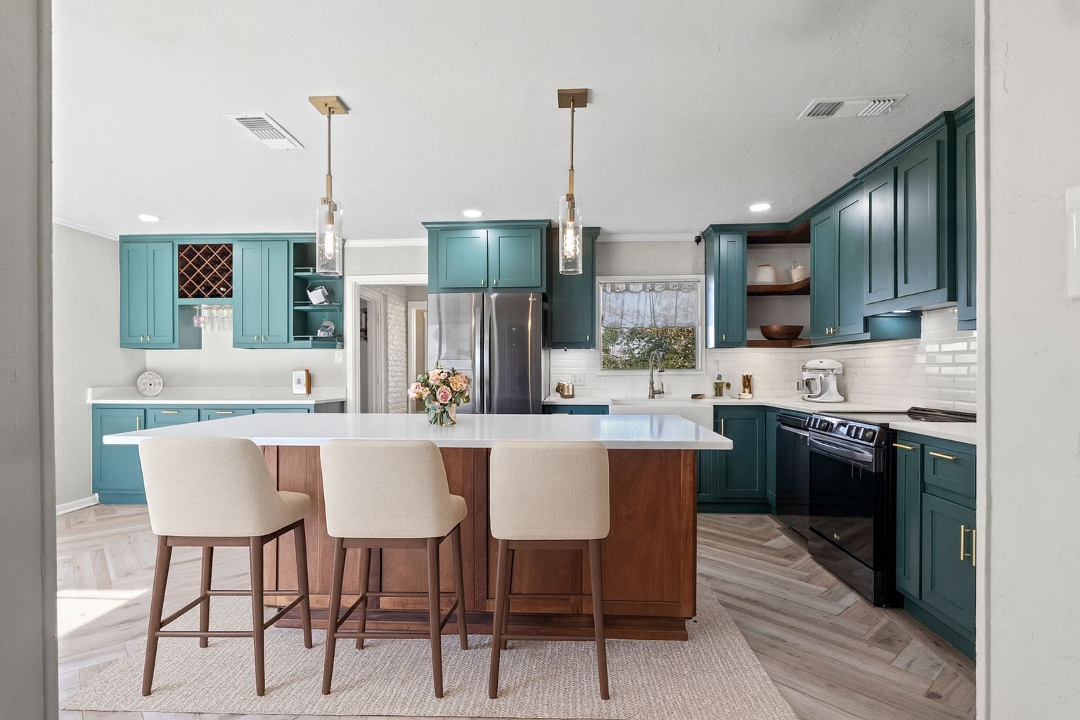 331 County Road 2106