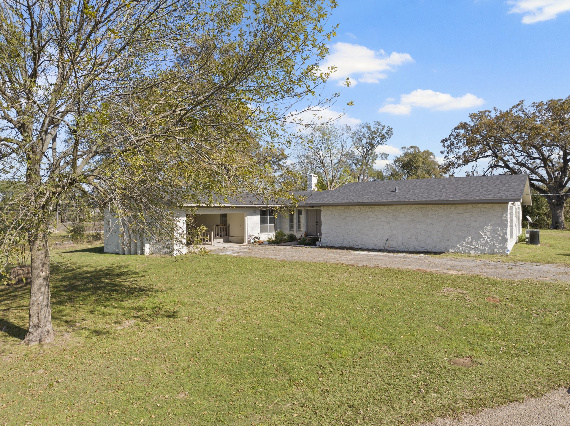 331 County Road 2106