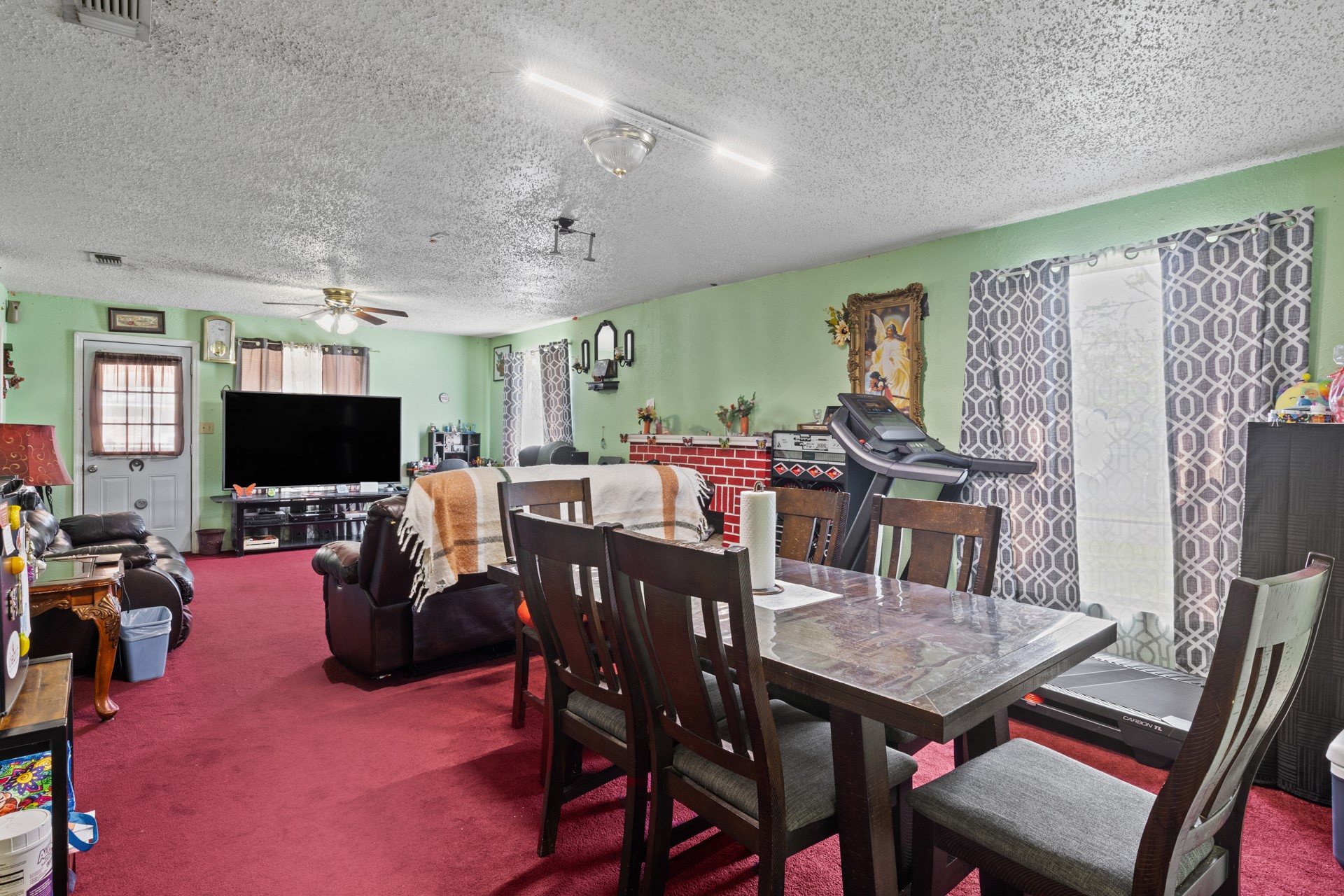 510 W 12th Street