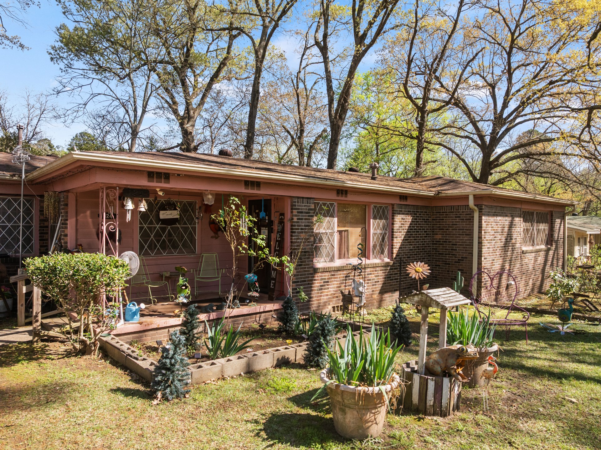 124 Willis Drive
