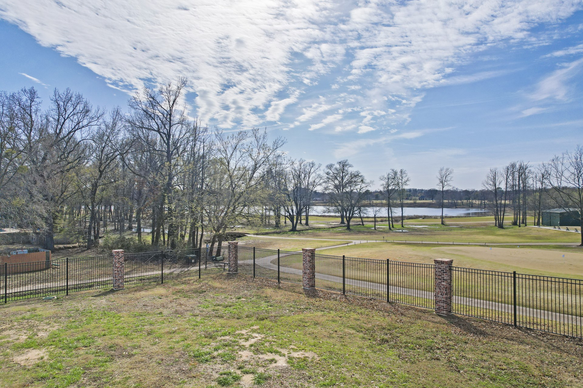 602 Greenhill Park Avenue