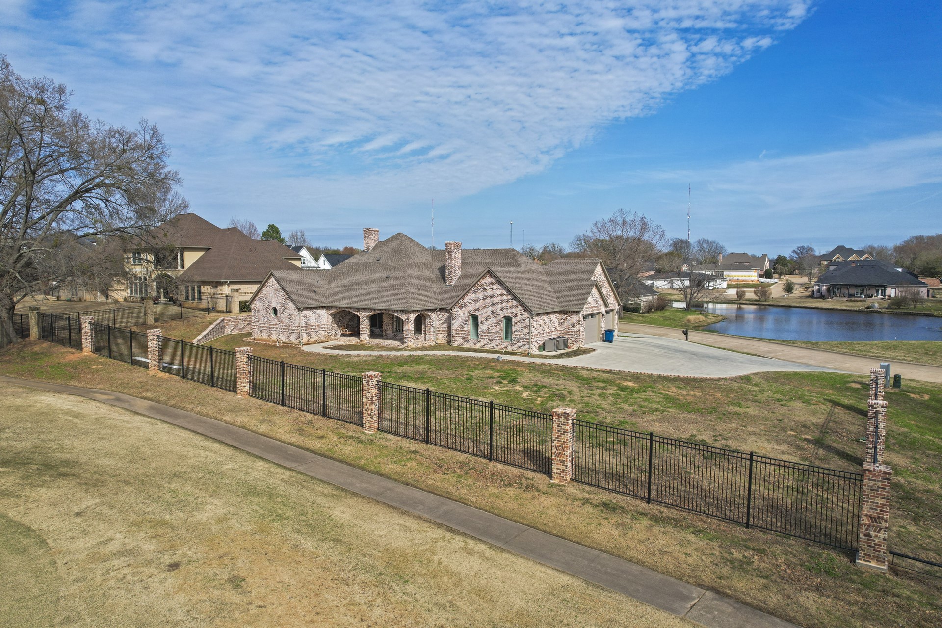 602 Greenhill Park Avenue