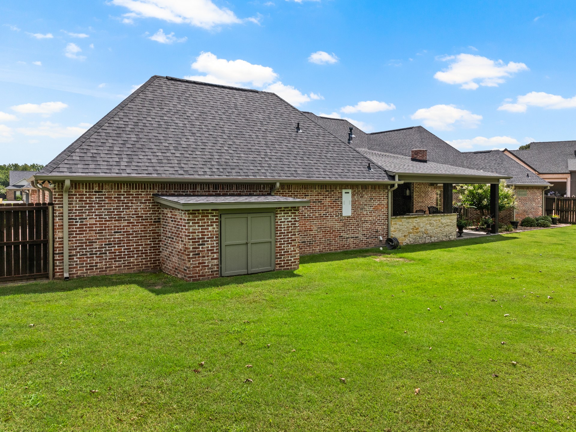 204 Private Road 54166