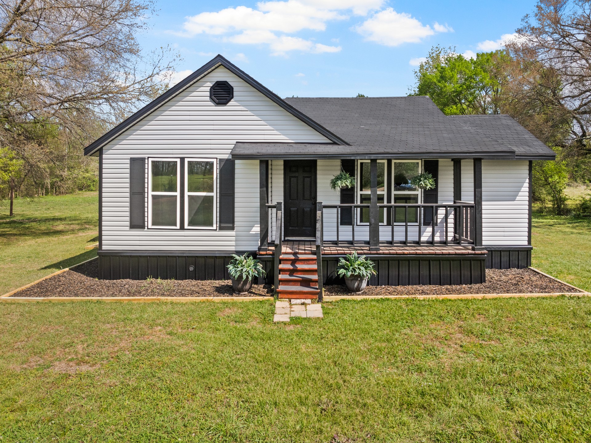 1302 SW County Road 3110