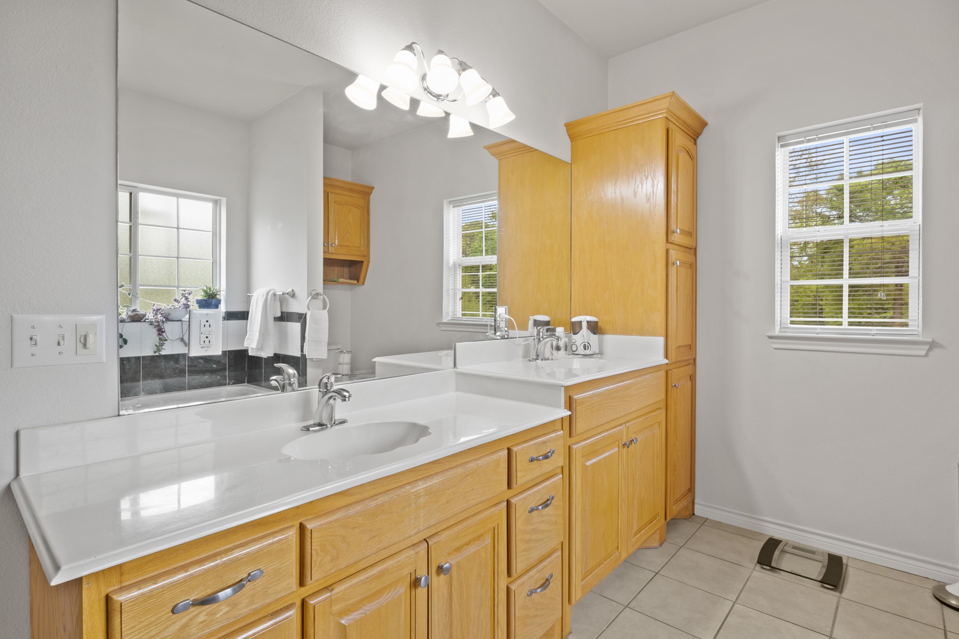 875 County Road 4360