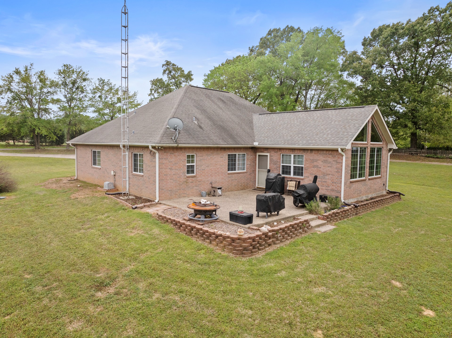 875 County Road 4360