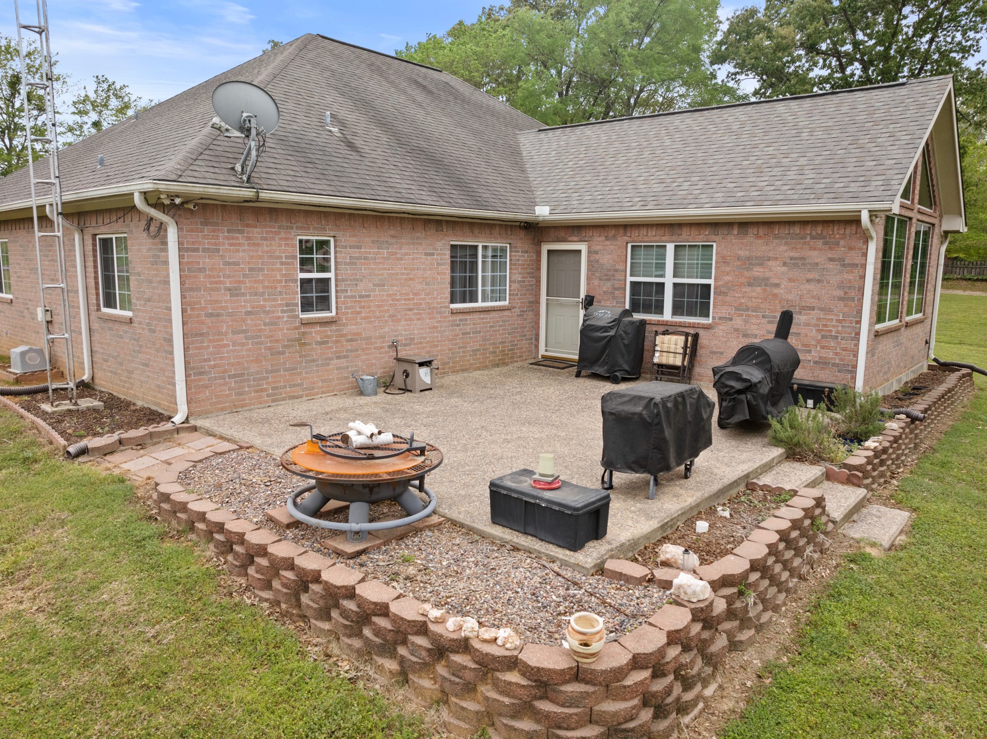 875 County Road 4360