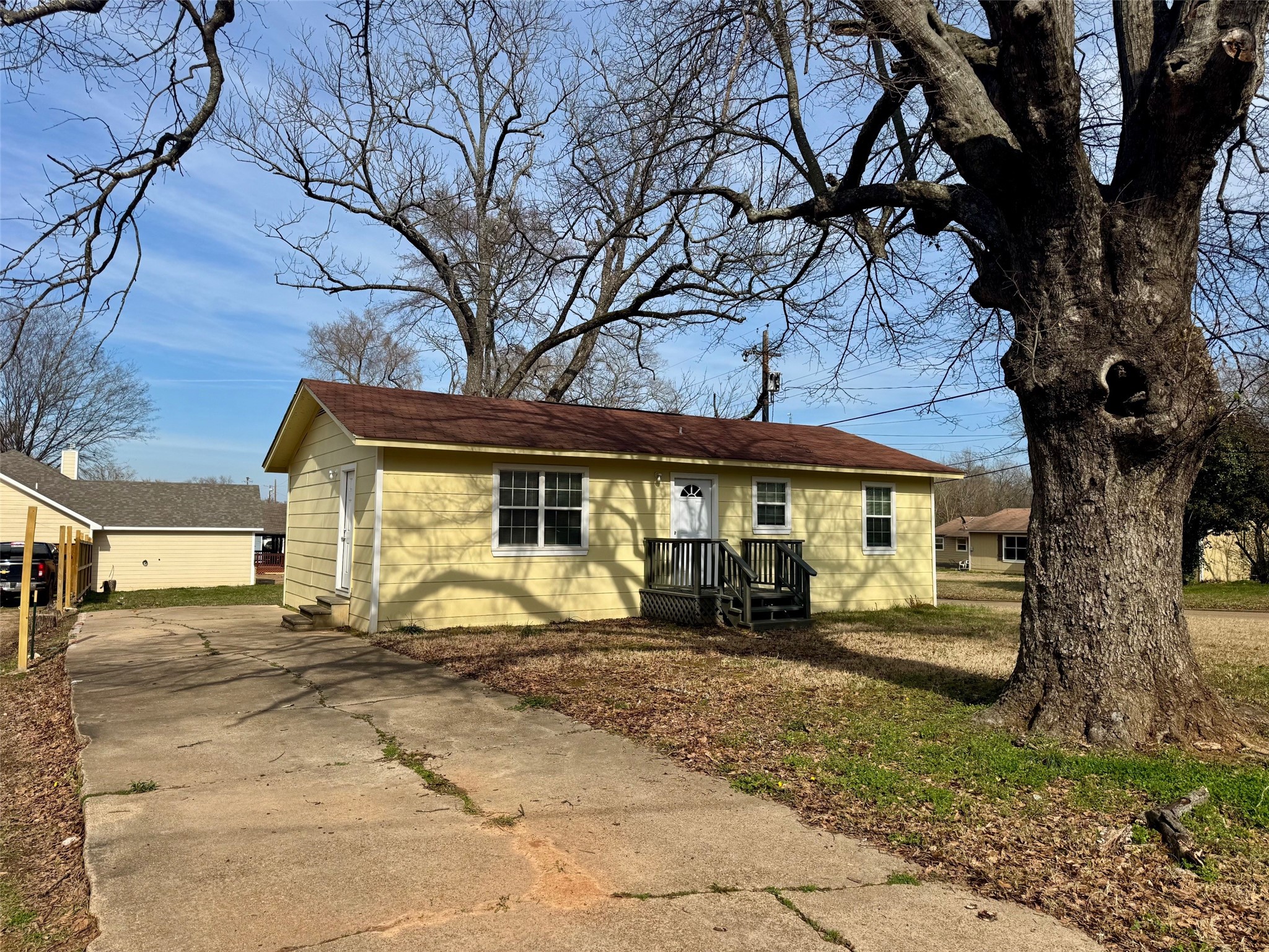 301 Fairview