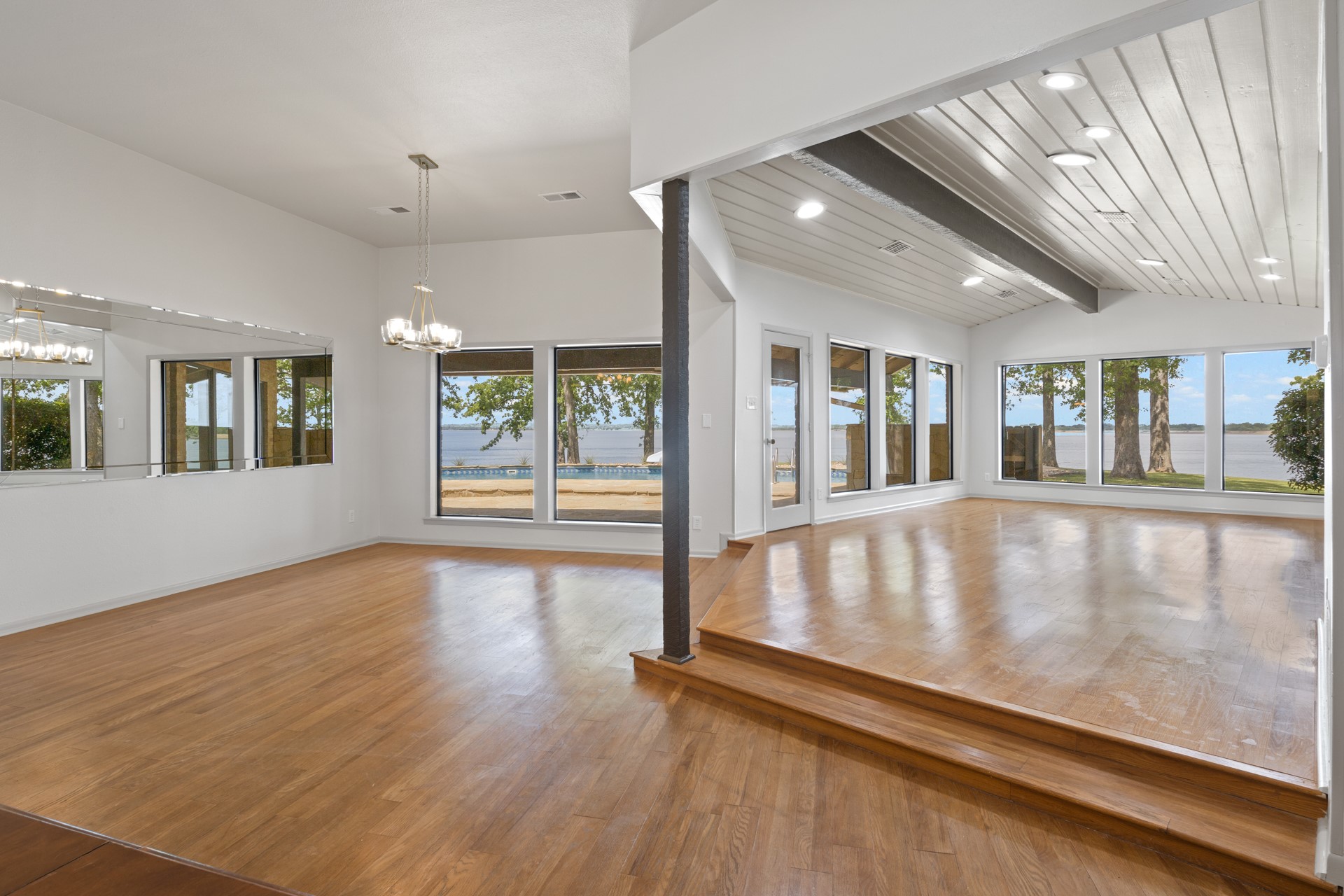 360 County Road 2136