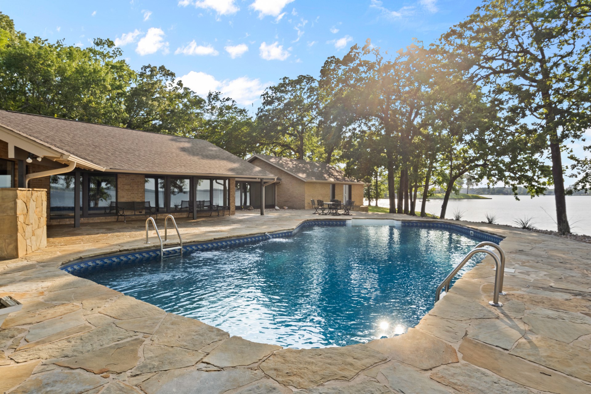 360 County Road 2136