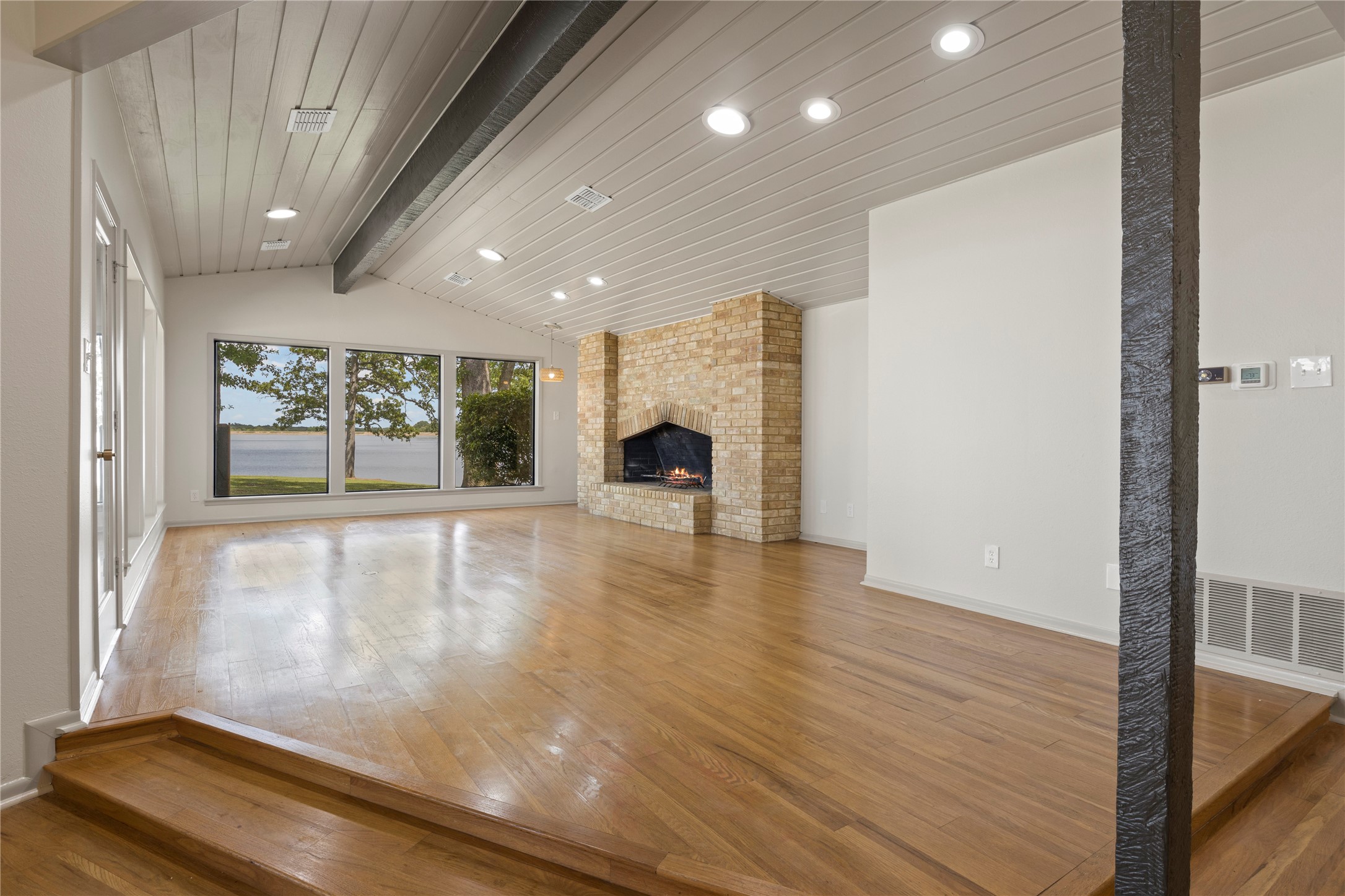 360 County Road 2136