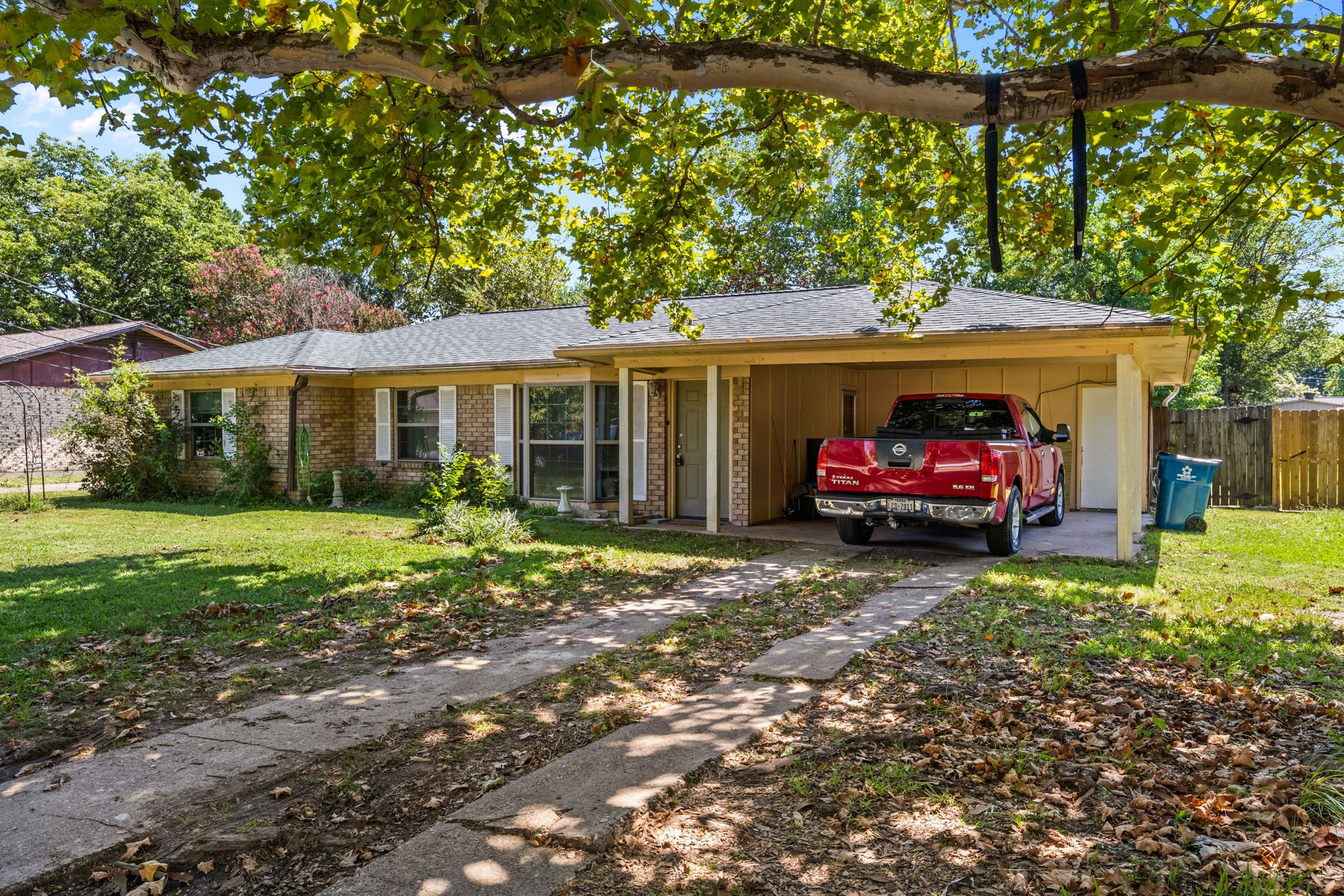 309 Henderson Street